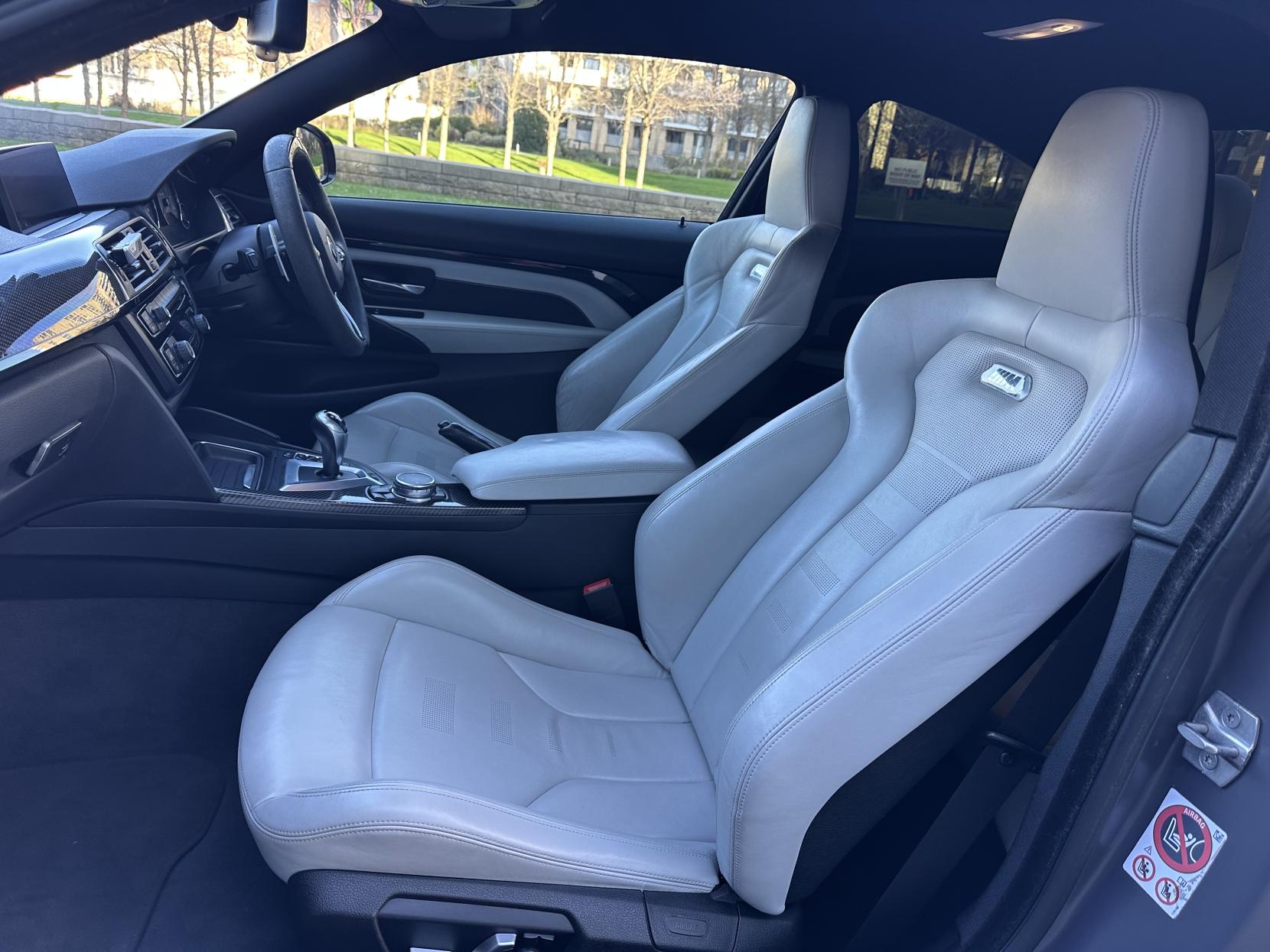 BMW M4 3.0 BiTurbo Coupe 2dr Petrol DCT Euro 6 (s/s) (431 ps)