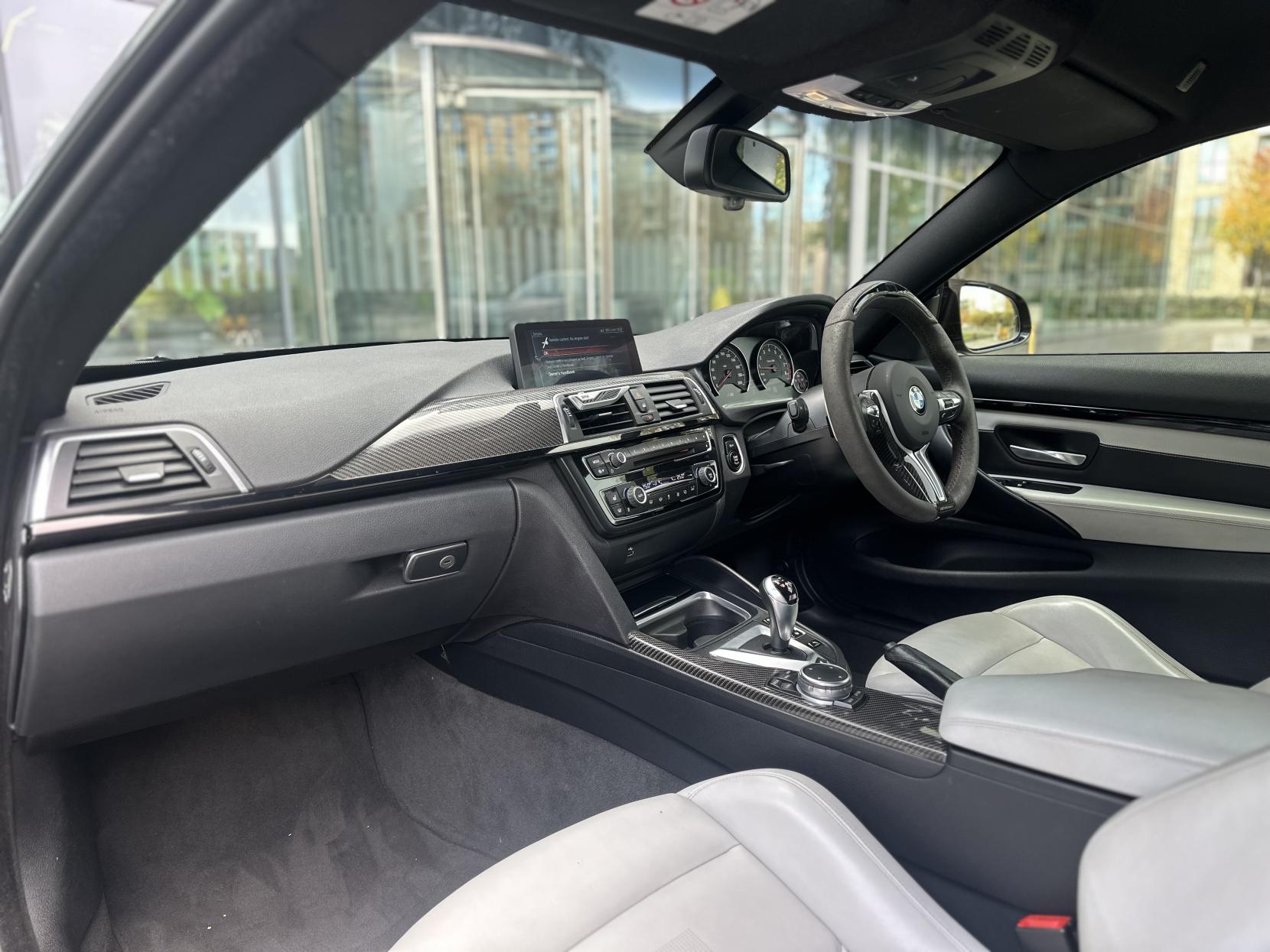 BMW M4 3.0 BiTurbo Coupe 2dr Petrol DCT Euro 6 (s/s) (431 ps)