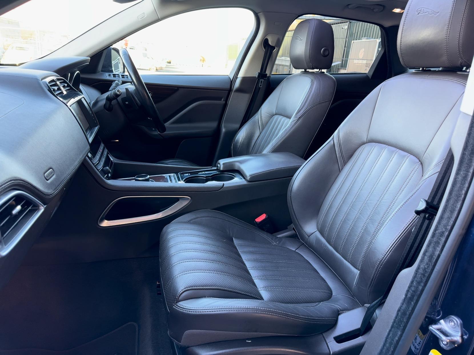 Jaguar F-PACE 2.0 D180 Portfolio SUV 5dr Diesel Auto AWD Euro 6 (s/s) (180 ps)