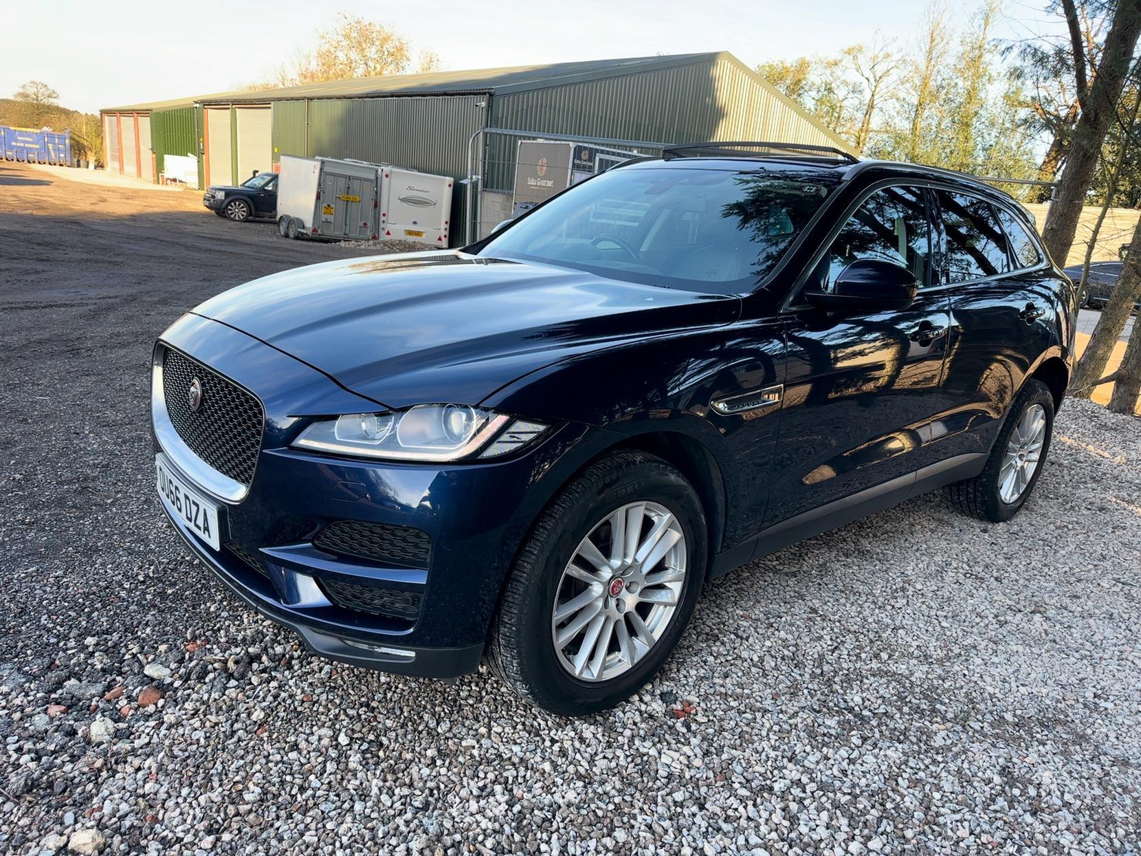 Jaguar F-PACE 2.0 D180 Portfolio SUV 5dr Diesel Auto AWD Euro 6 (s/s) (180 ps)