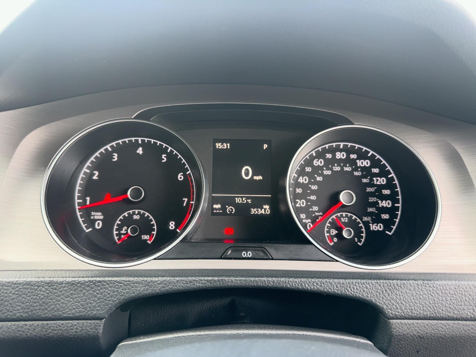 Volkswagen Golf 1.4 TSI BlueMotion Tech SE Hatchback 5dr Petrol DSG Euro 5 (s/s) (122 ps)