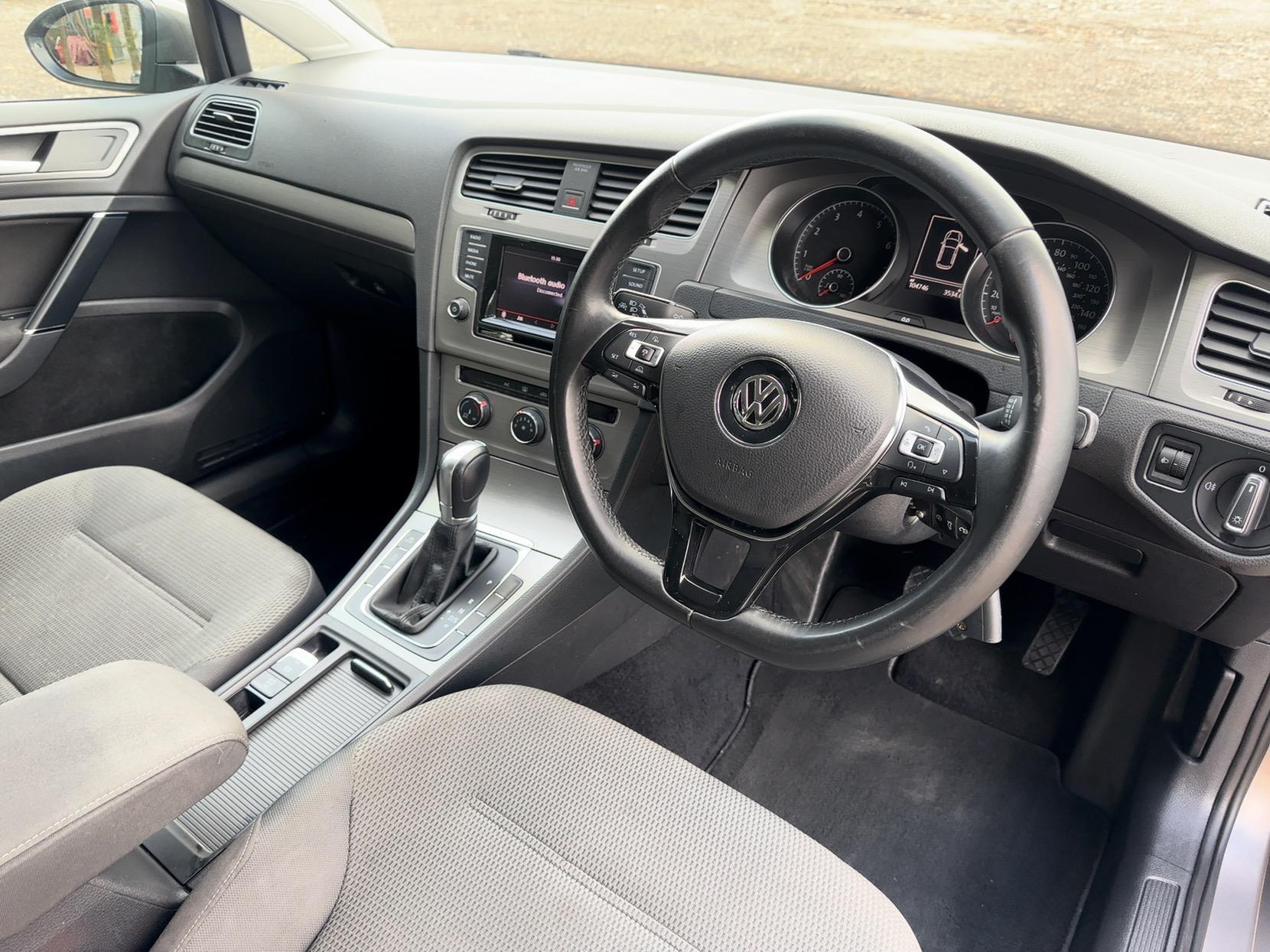 Volkswagen Golf 1.4 TSI BlueMotion Tech SE Hatchback 5dr Petrol DSG Euro 5 (s/s) (122 ps)