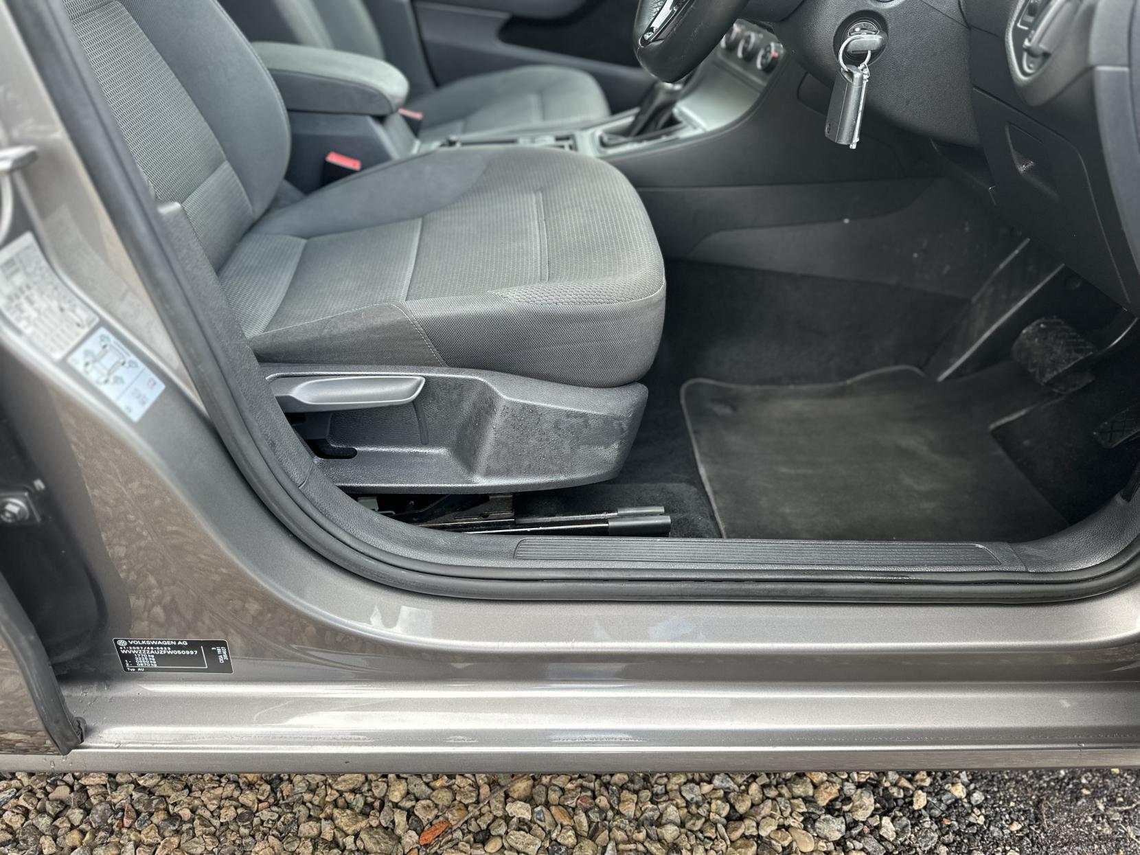 Volkswagen Golf 1.4 TSI BlueMotion Tech SE Hatchback 5dr Petrol DSG Euro 5 (s/s) (122 ps)