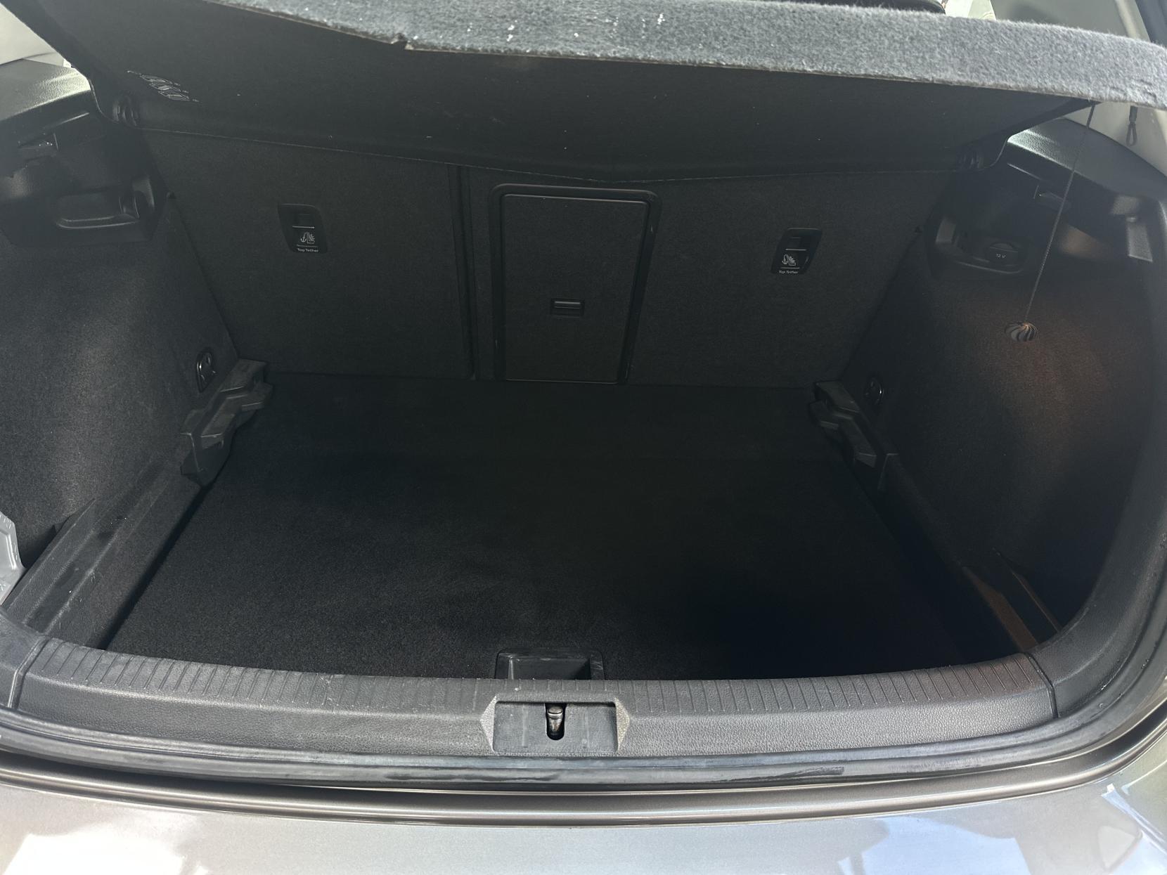 Volkswagen Golf 1.4 TSI BlueMotion Tech SE Hatchback 5dr Petrol DSG Euro 5 (s/s) (122 ps)