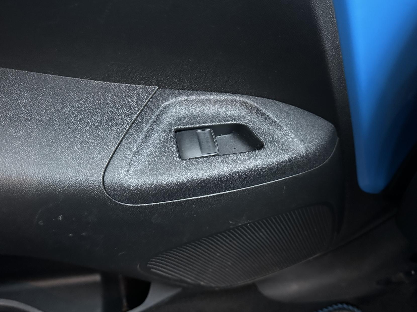 Peugeot 108 1.0 Active Hatchback 5dr Petrol 2 Tronic Euro 6 (68 ps)