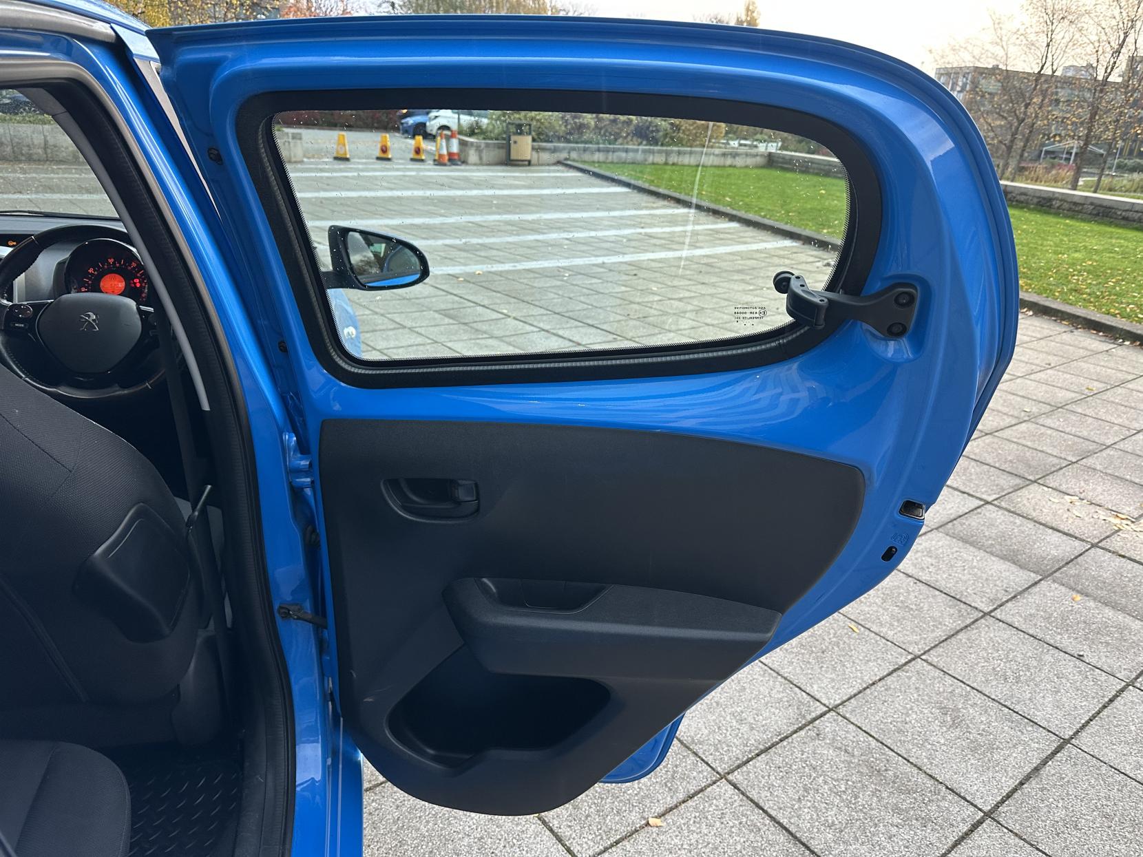 Peugeot 108 1.0 Active Hatchback 5dr Petrol 2 Tronic Euro 6 (68 ps)