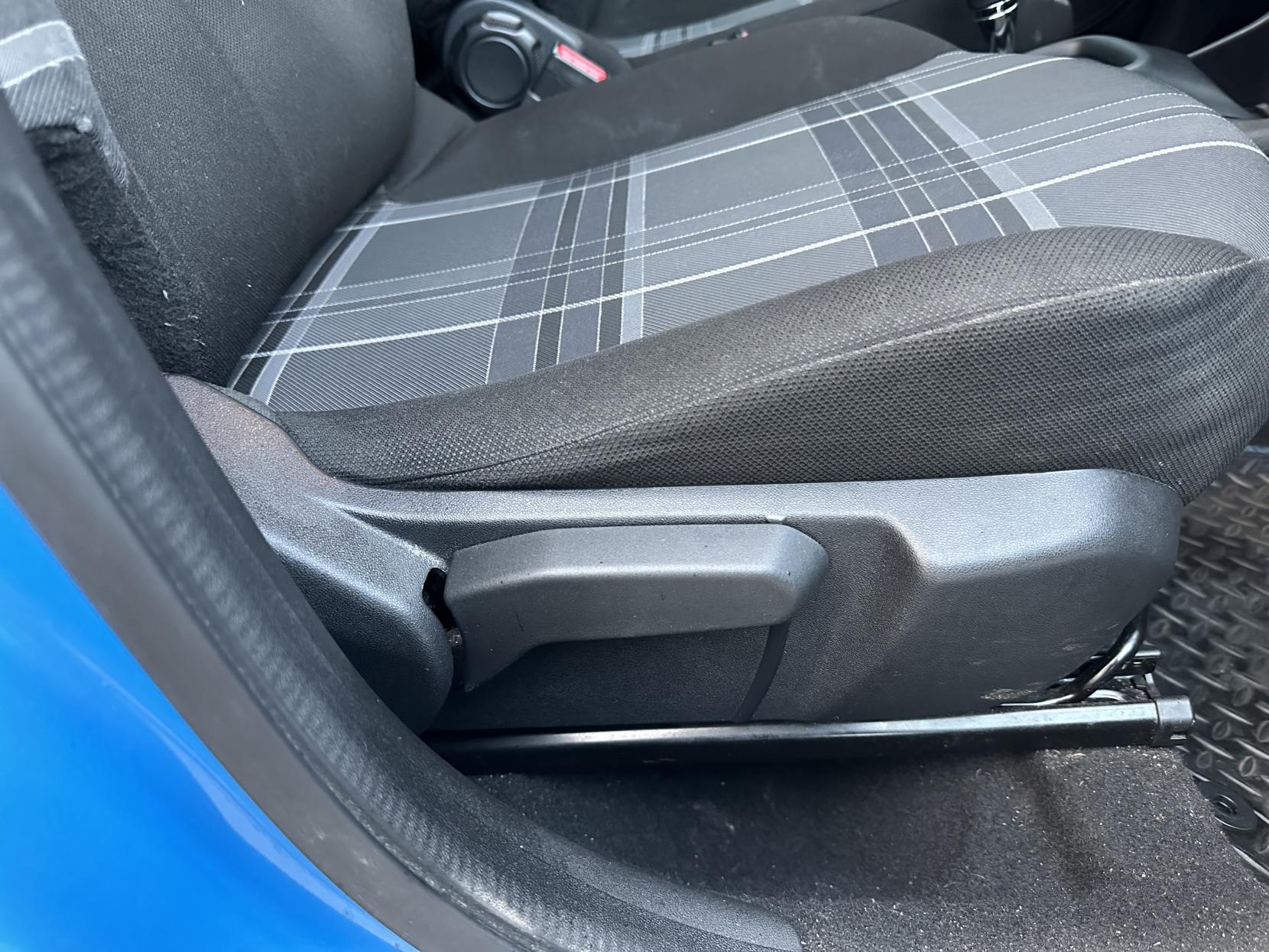 Peugeot 108 1.0 Active Hatchback 5dr Petrol 2 Tronic Euro 6 (68 ps)