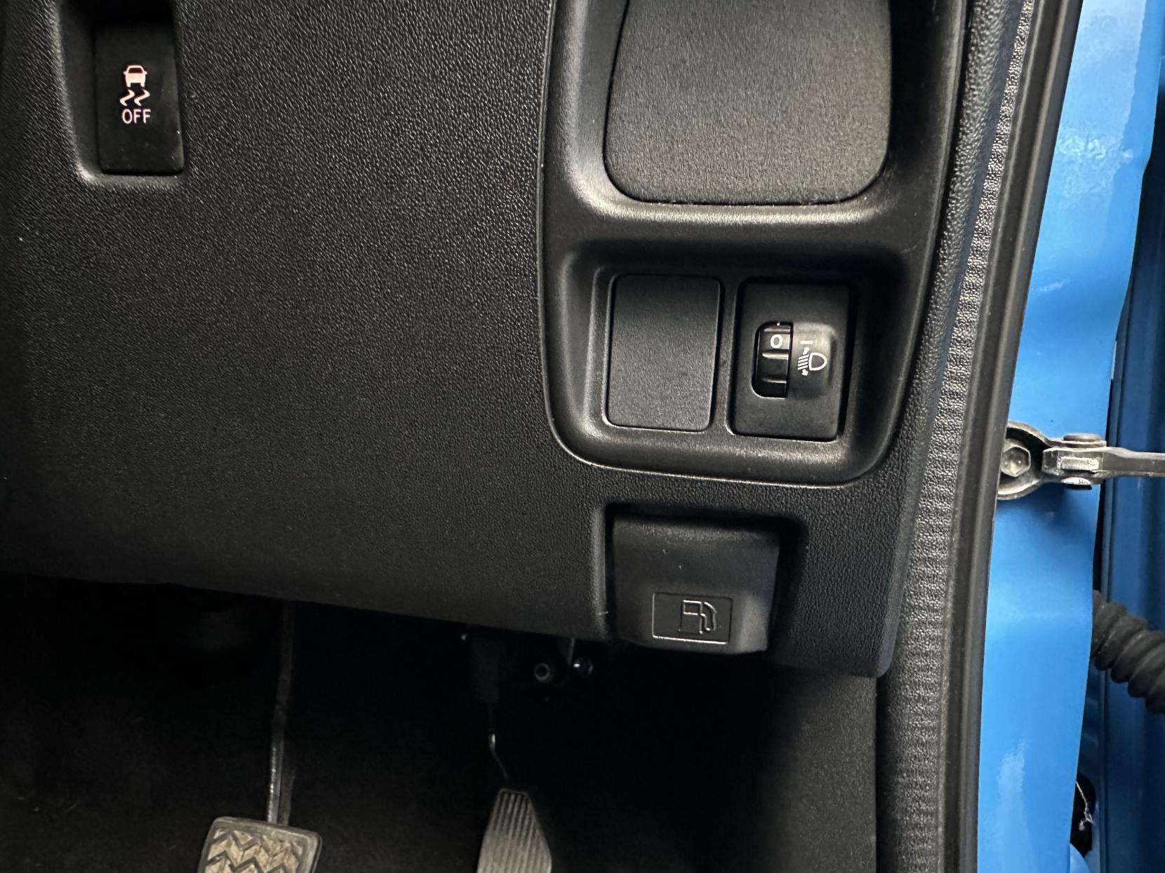 Peugeot 108 1.0 Active Hatchback 5dr Petrol 2 Tronic Euro 6 (68 ps)