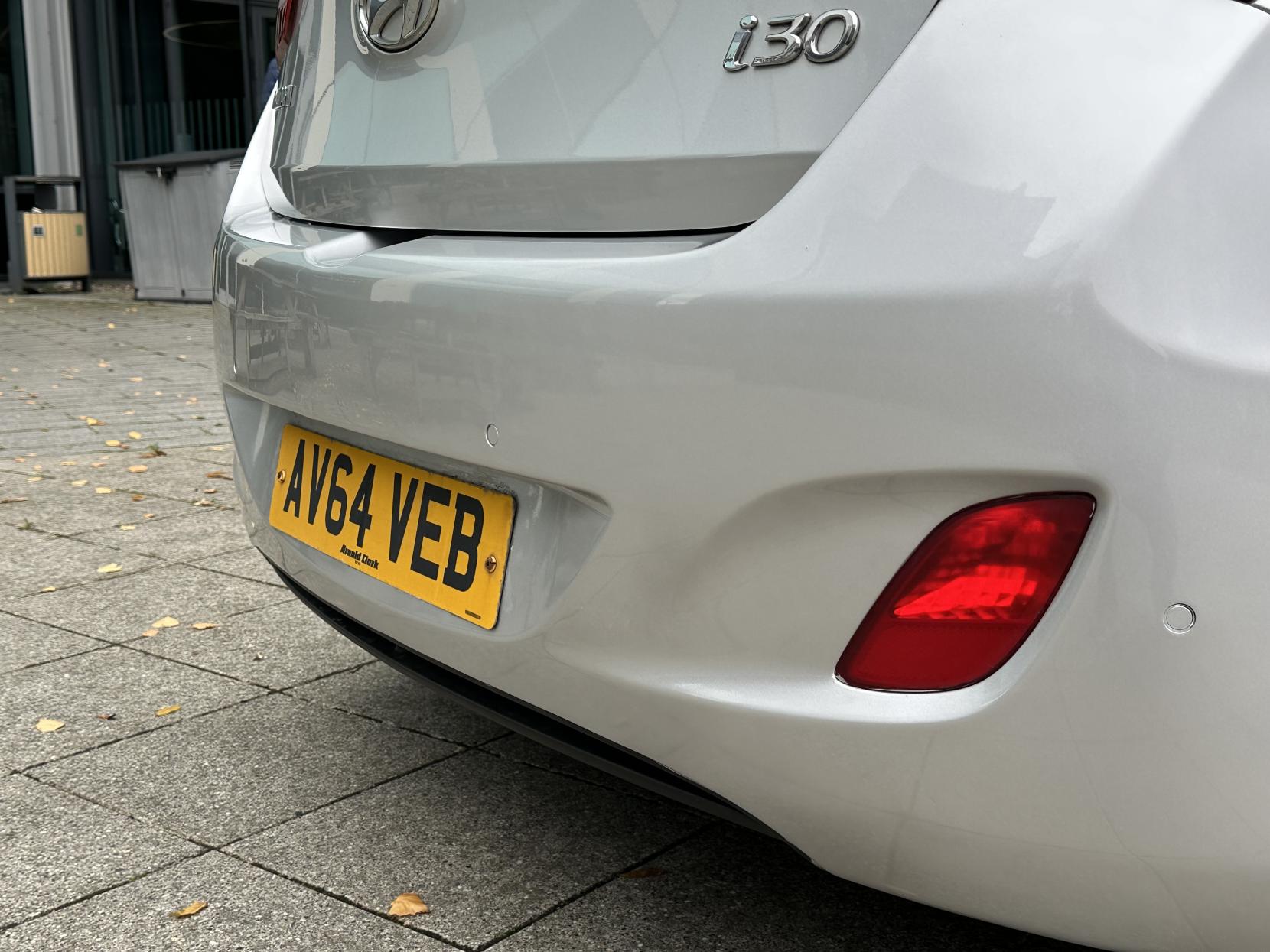 Hyundai i30 1.4 Active Hatchback 5dr Petrol Manual Euro 5 (100 ps)