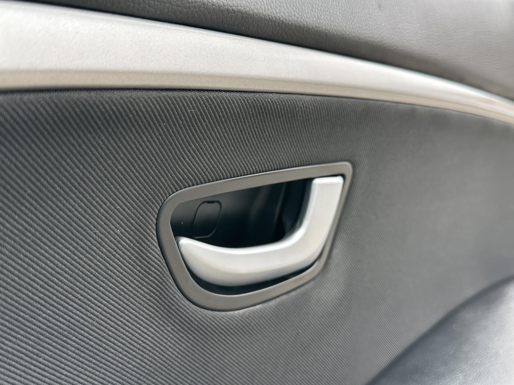 Hyundai i30 1.4 Active Hatchback 5dr Petrol Manual Euro 5 (100 ps)