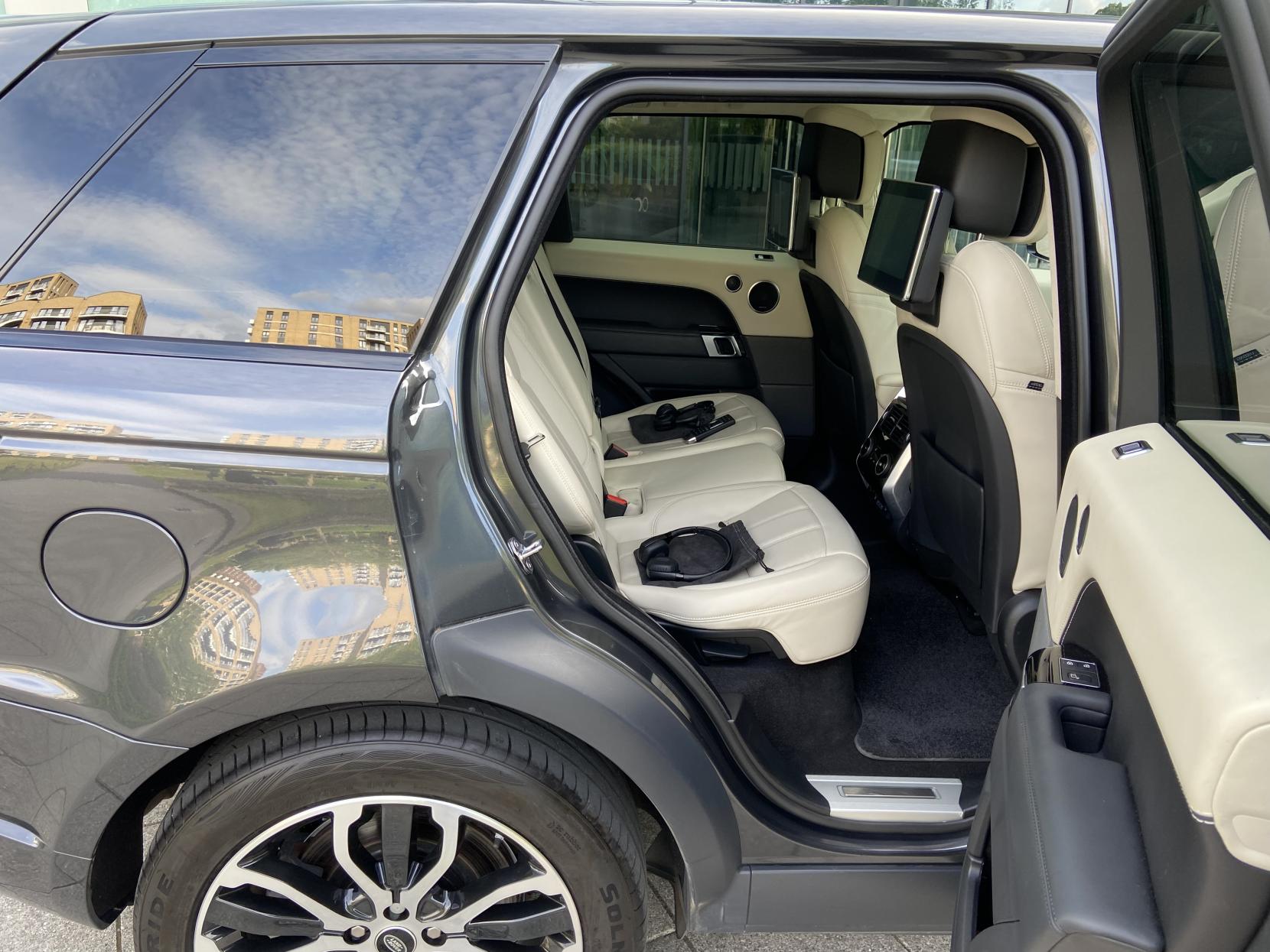 Land Rover Range Rover Sport 2.0 P400e 13.1kWh GPF Autobiography Dynamic SUV 5dr Petrol Plug-in Hybrid Auto 4WD Euro 6 (s/s) (404 ps)