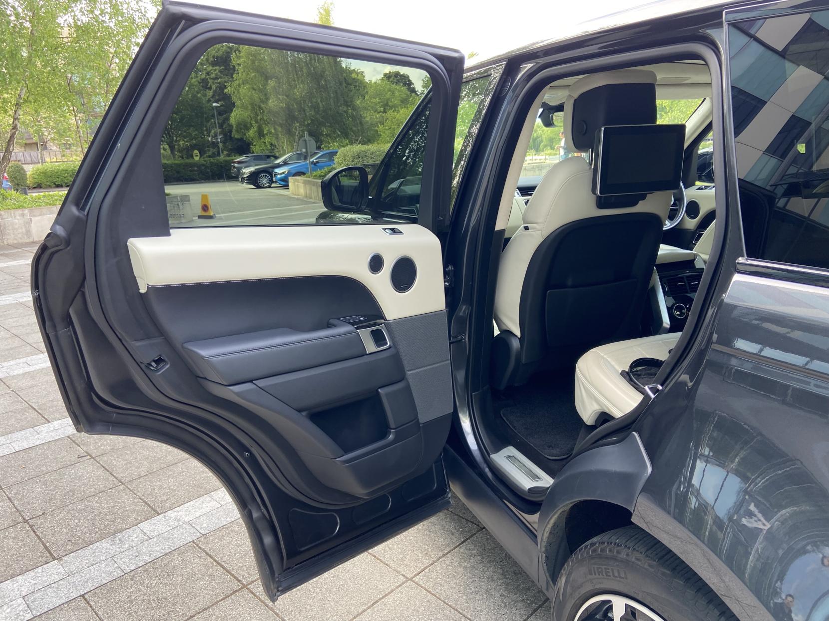 Land Rover Range Rover Sport 2.0 P400e 13.1kWh GPF Autobiography Dynamic SUV 5dr Petrol Plug-in Hybrid Auto 4WD Euro 6 (s/s) (404 ps)