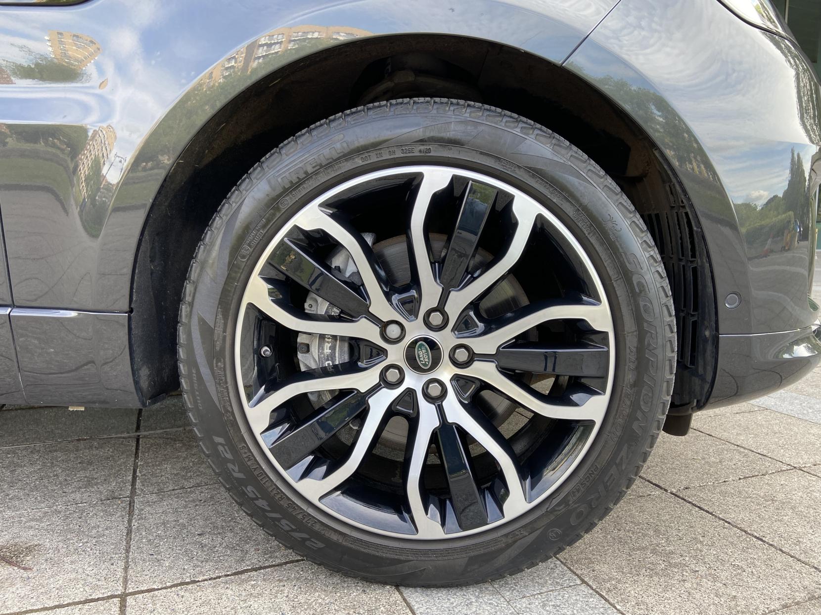 Land Rover Range Rover Sport 2.0 P400e 13.1kWh GPF Autobiography Dynamic SUV 5dr Petrol Plug-in Hybrid Auto 4WD Euro 6 (s/s) (404 ps)