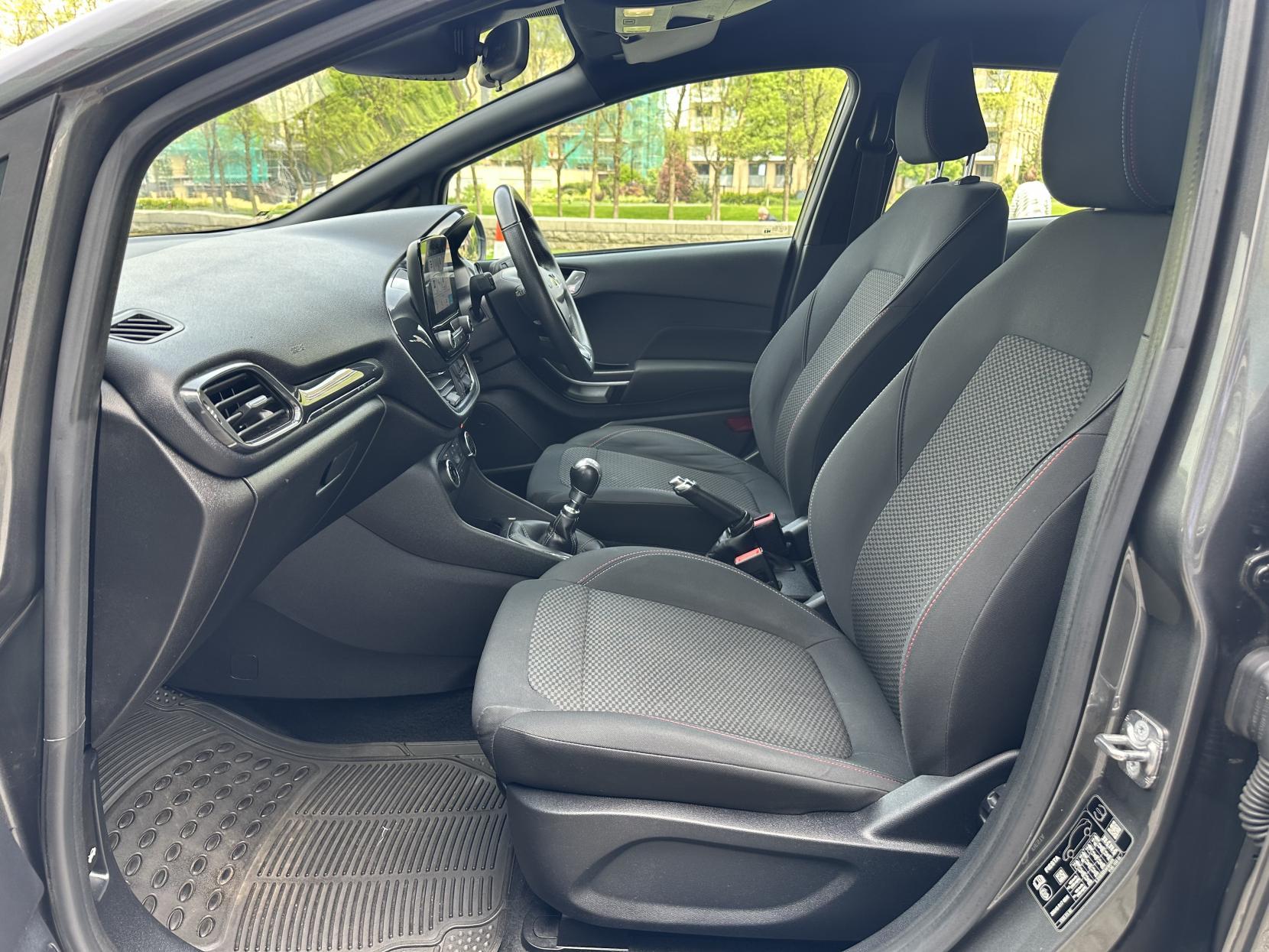 Ford Fiesta 1.0T EcoBoost ST-Line Hatchback 5dr Petrol Manual Euro 6 (s/s) (125 ps)