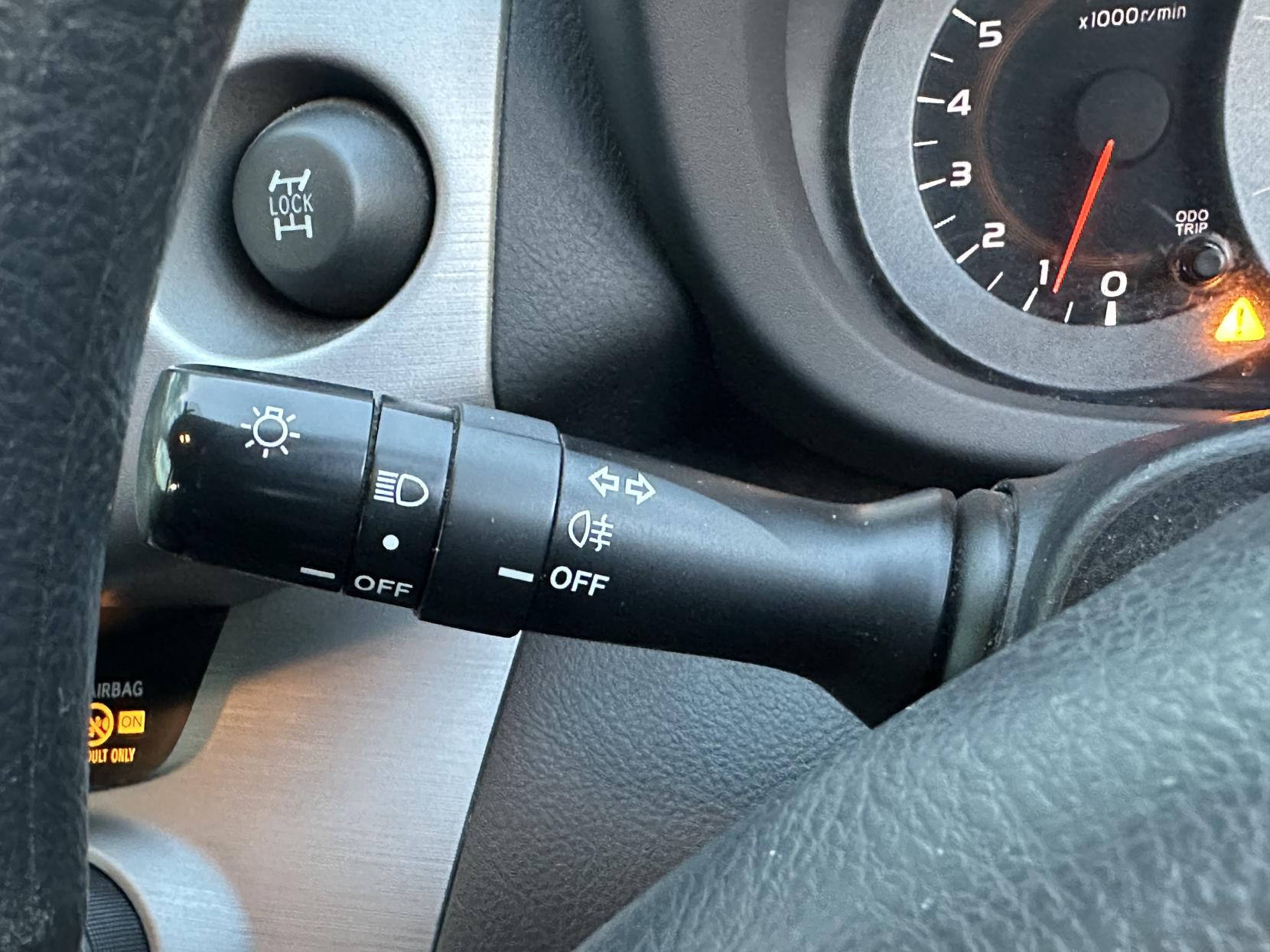 Toyota RAV4 2.0 XT3 SUV 5dr Petrol Automatic 4WD (212 g/km, 150 bhp)