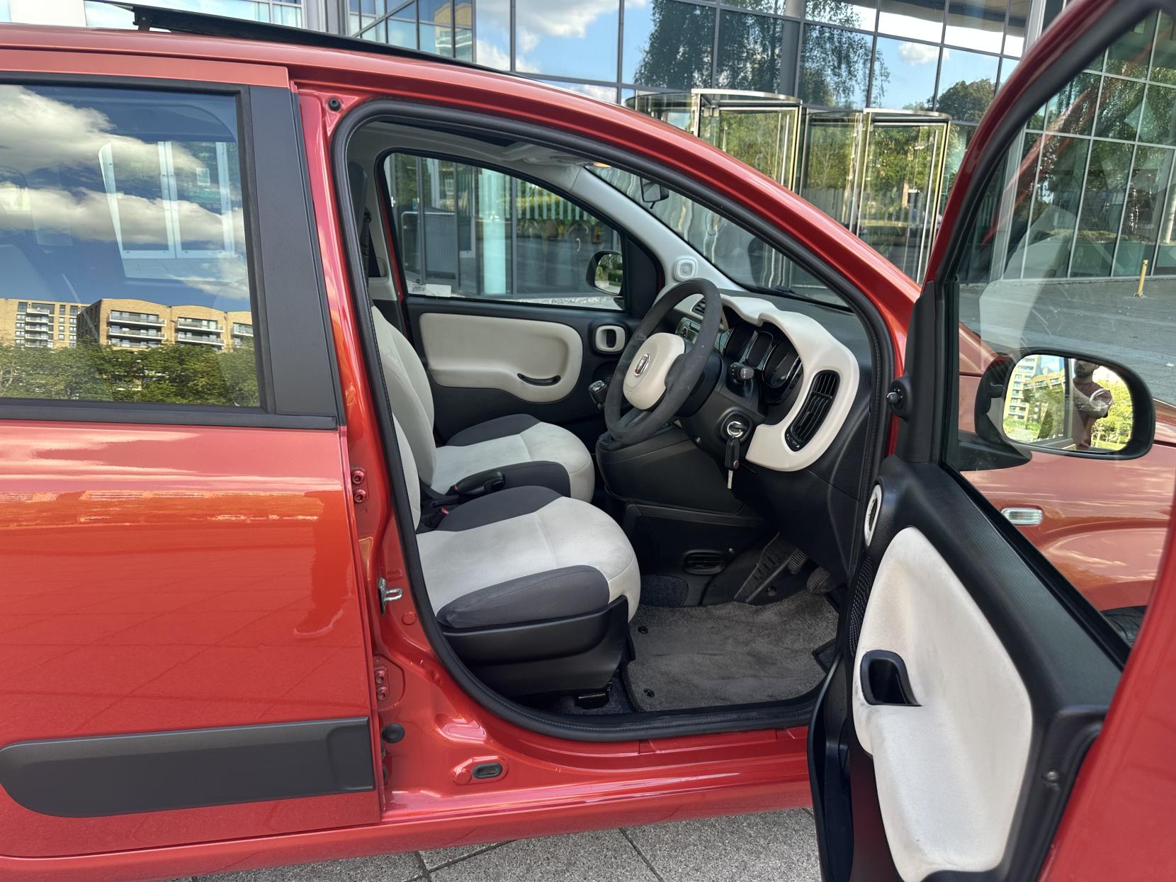 Fiat Panda 0.9 TwinAir Lounge Hatchback 5dr Petrol Manual Euro 5 (s/s) (85 bhp)