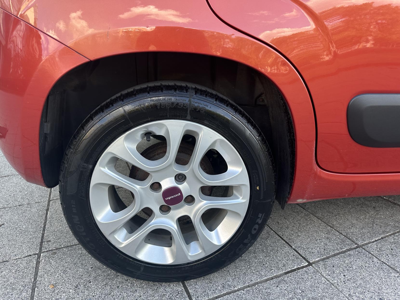 Fiat Panda 0.9 TwinAir Lounge Hatchback 5dr Petrol Manual Euro 5 (s/s) (85 bhp)