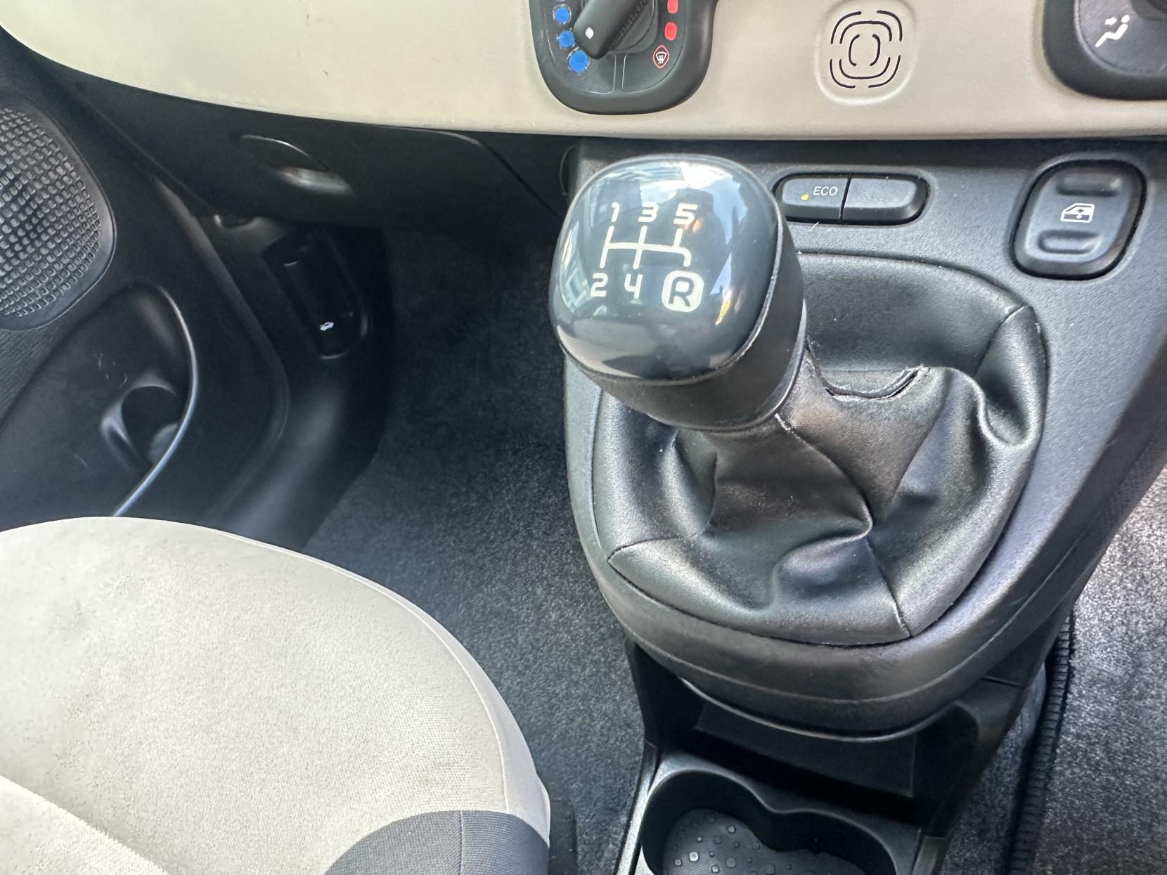 Fiat Panda 0.9 TwinAir Lounge Hatchback 5dr Petrol Manual Euro 5 (s/s) (85 bhp)