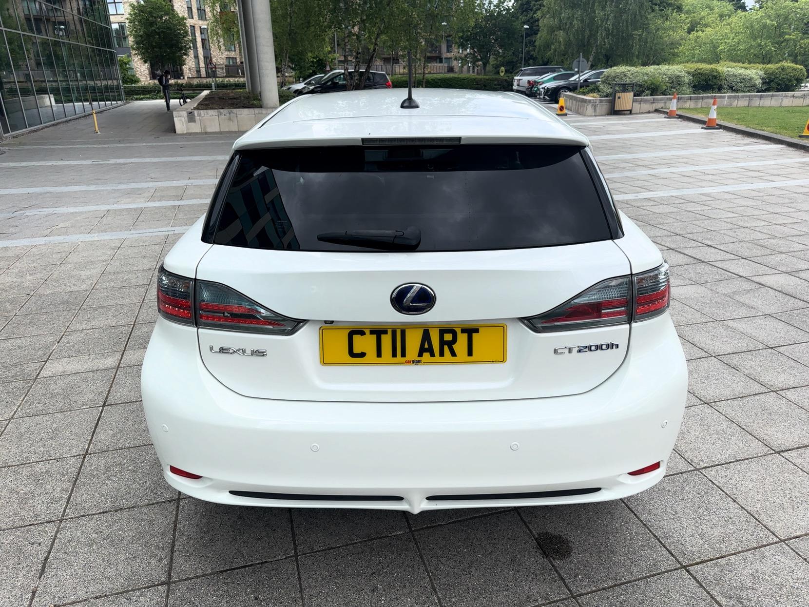 Lexus CT 1.8 200h SE-L Hatchback 5dr Petrol Hybrid CVT Euro 5 (s/s) (136 ps)