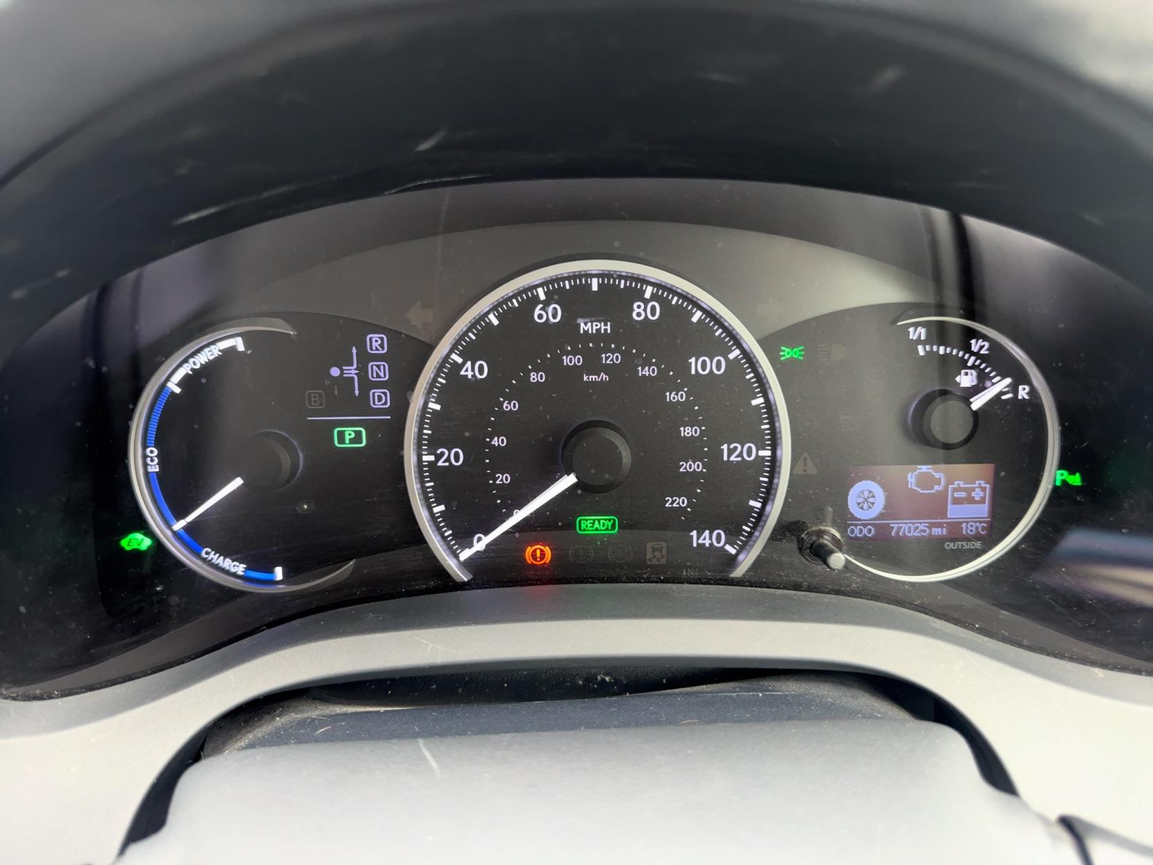Lexus CT 1.8 200h SE-L Hatchback 5dr Petrol Hybrid CVT Euro 5 (s/s) (136 ps)