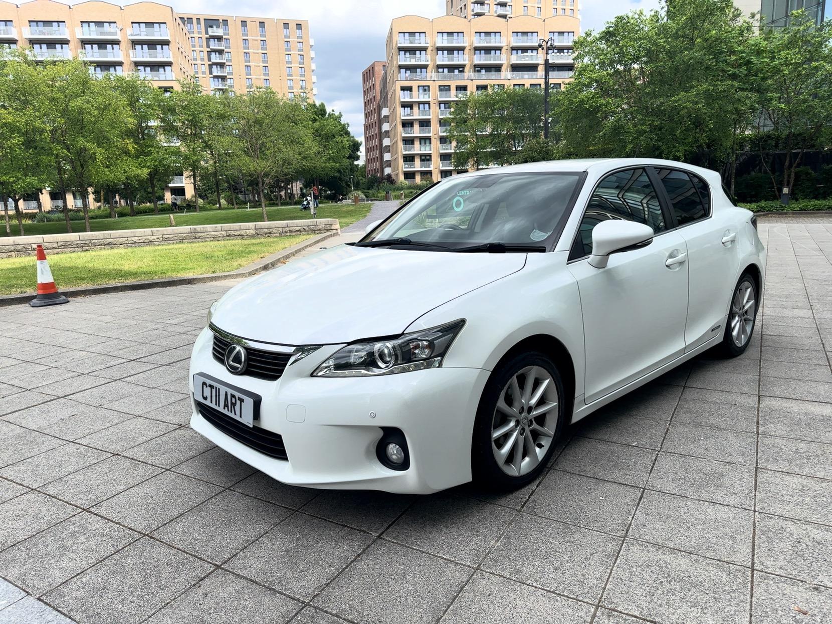 Lexus CT 1.8 200h SE-L Hatchback 5dr Petrol Hybrid CVT Euro 5 (s/s) (136 ps)