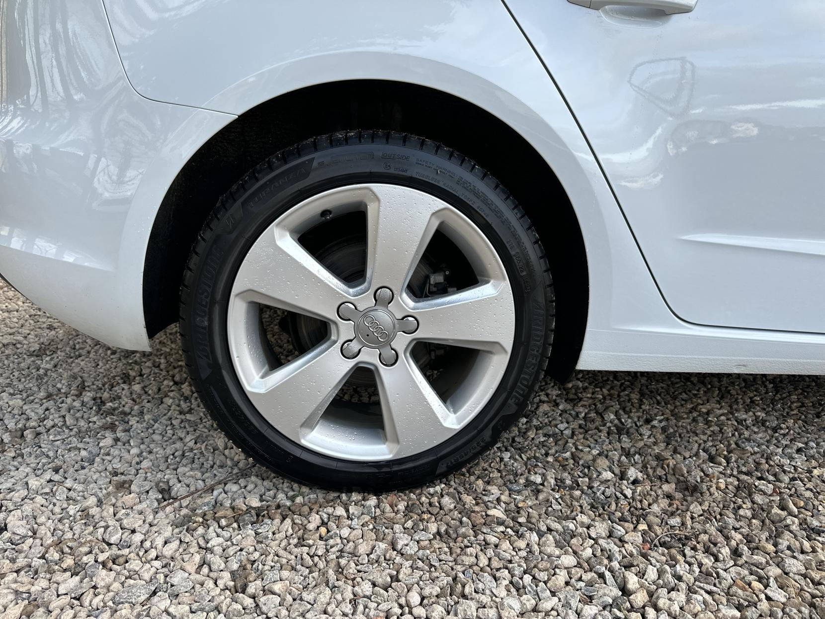 Audi A3 1.4 TFSI CoD Sport Sportback 5dr Petrol Manual Euro 6 (s/s) (150 ps)