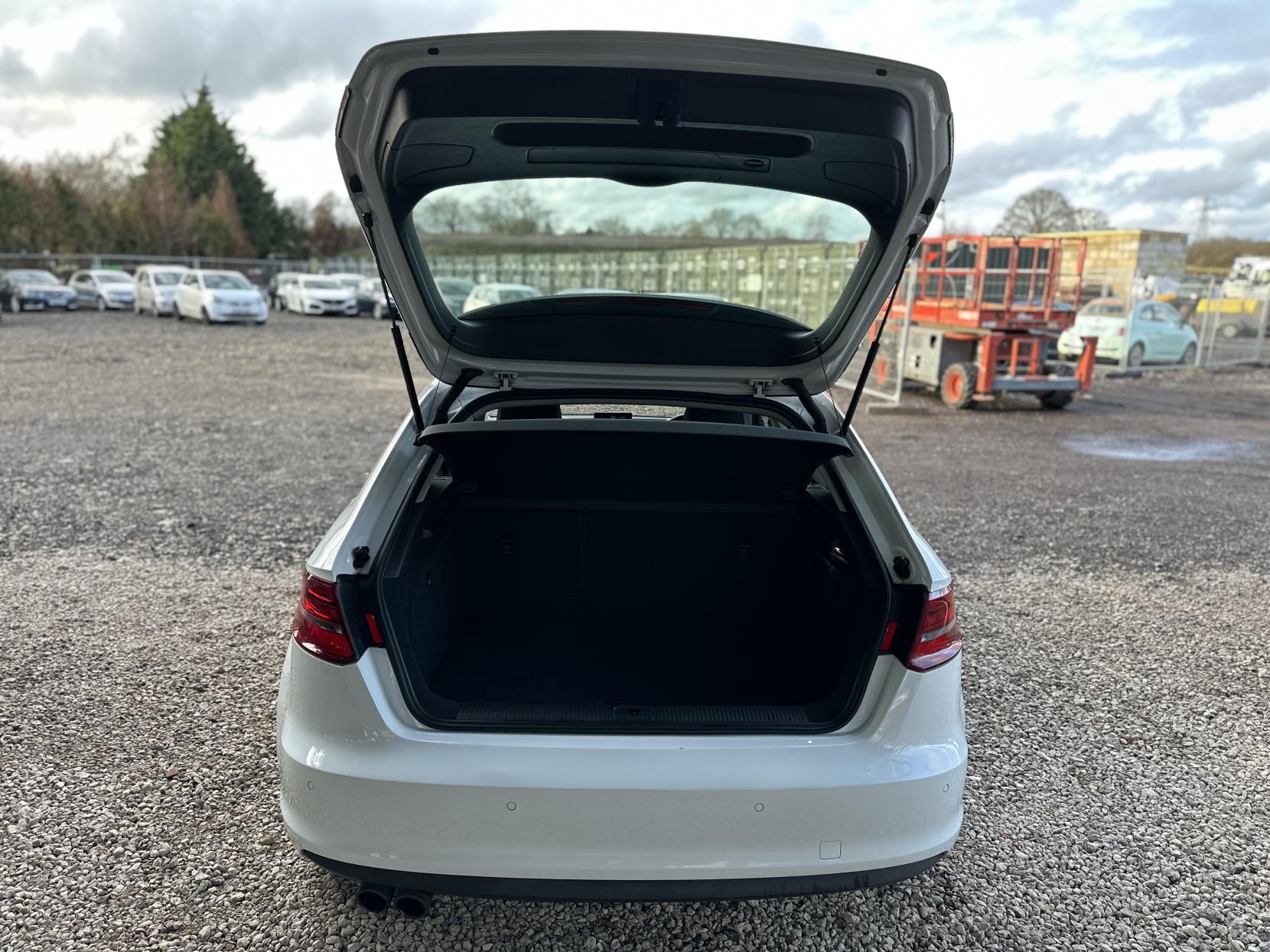 Audi A3 1.4 TFSI CoD Sport Sportback 5dr Petrol Manual Euro 6 (s/s) (150 ps)