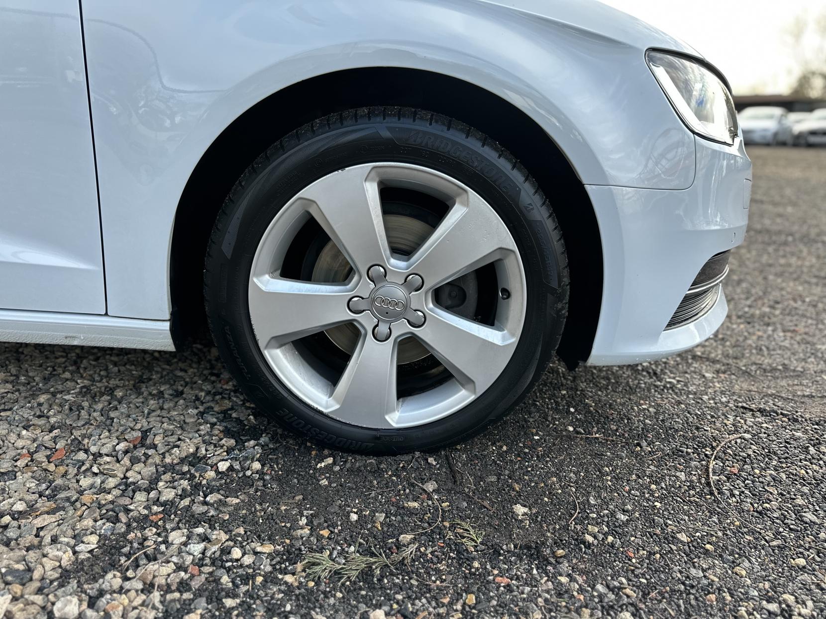 Audi A3 1.4 TFSI CoD Sport Sportback 5dr Petrol Manual Euro 6 (s/s) (150 ps)