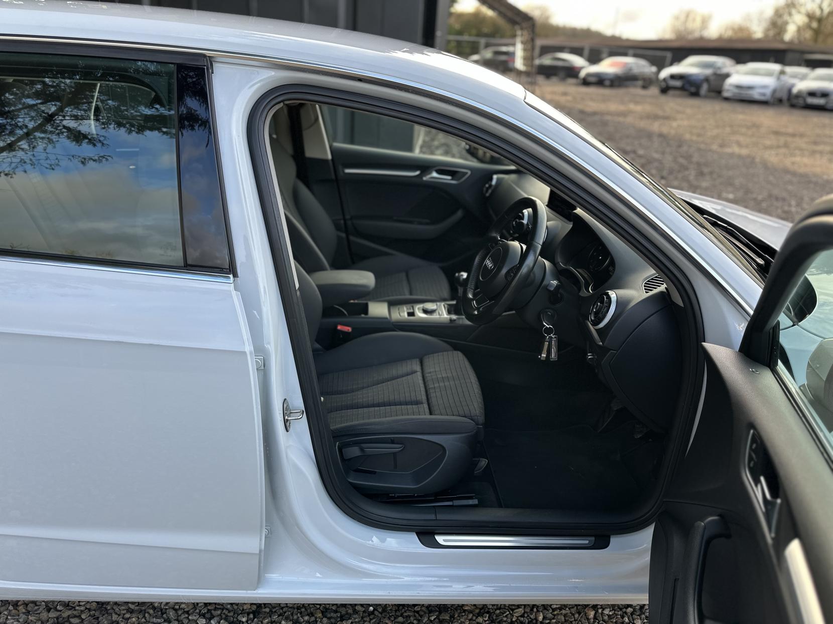 Audi A3 1.4 TFSI CoD Sport Sportback 5dr Petrol Manual Euro 6 (s/s) (150 ps)