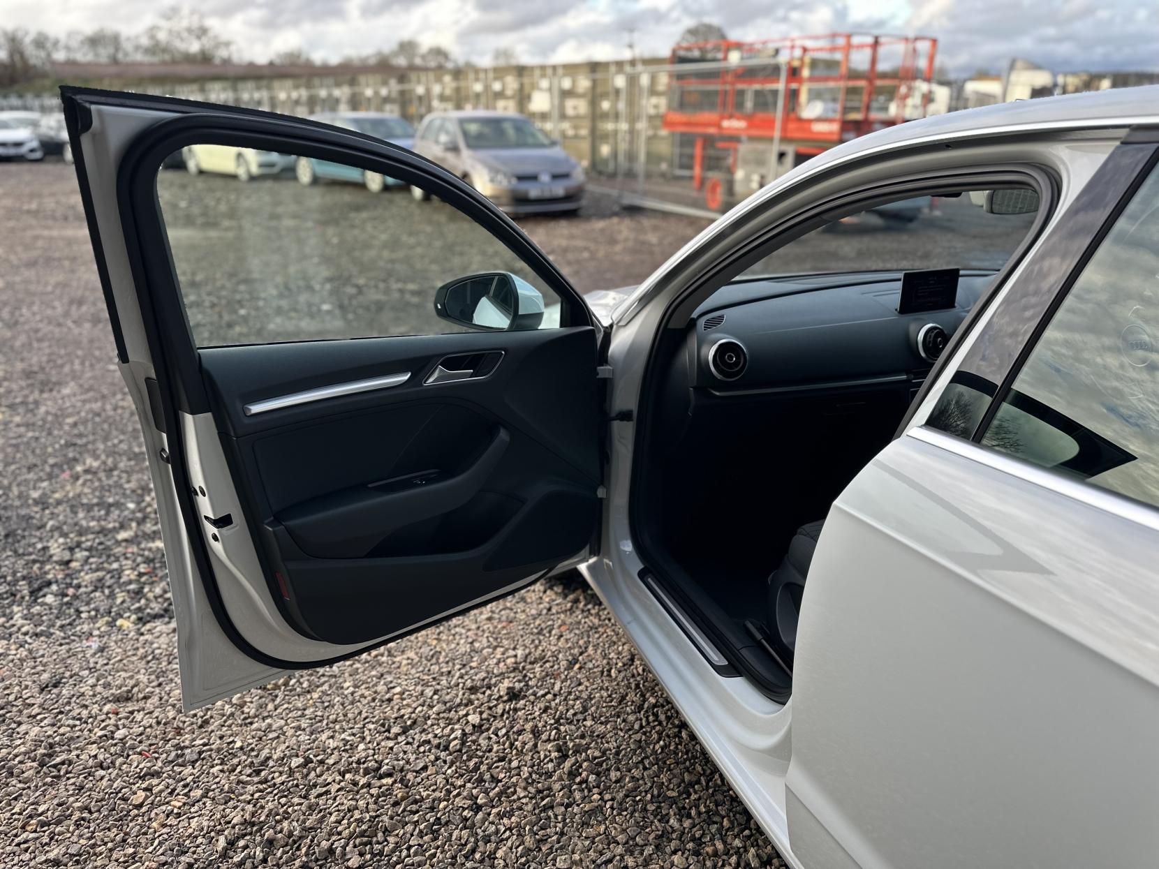 Audi A3 1.4 TFSI CoD Sport Sportback 5dr Petrol Manual Euro 6 (s/s) (150 ps)