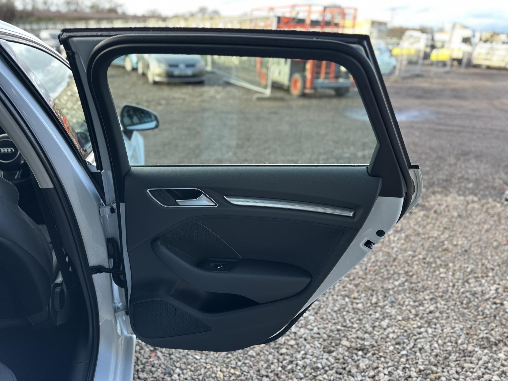 Audi A3 1.4 TFSI CoD Sport Sportback 5dr Petrol Manual Euro 6 (s/s) (150 ps)