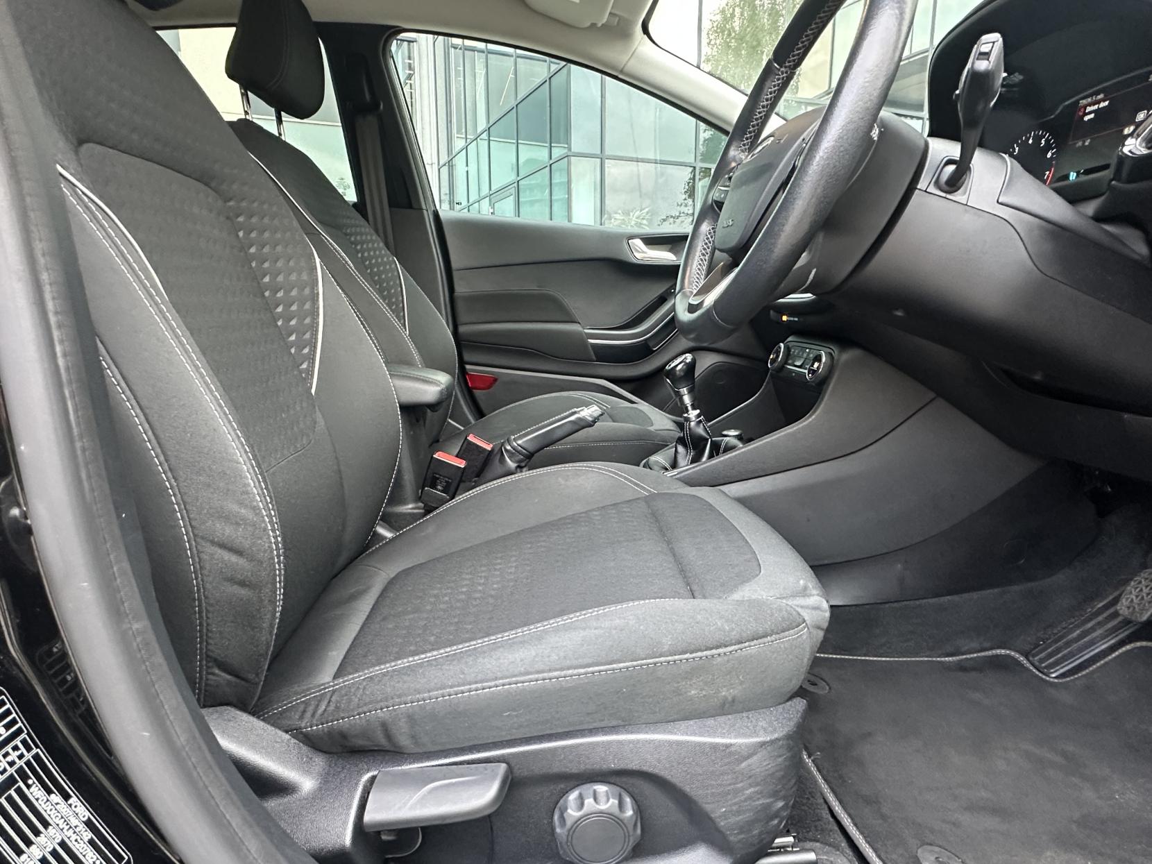 Ford Fiesta 1.0T EcoBoost Titanium Hatchback 5dr Petrol Manual Euro 6 (s/s) (100 ps)