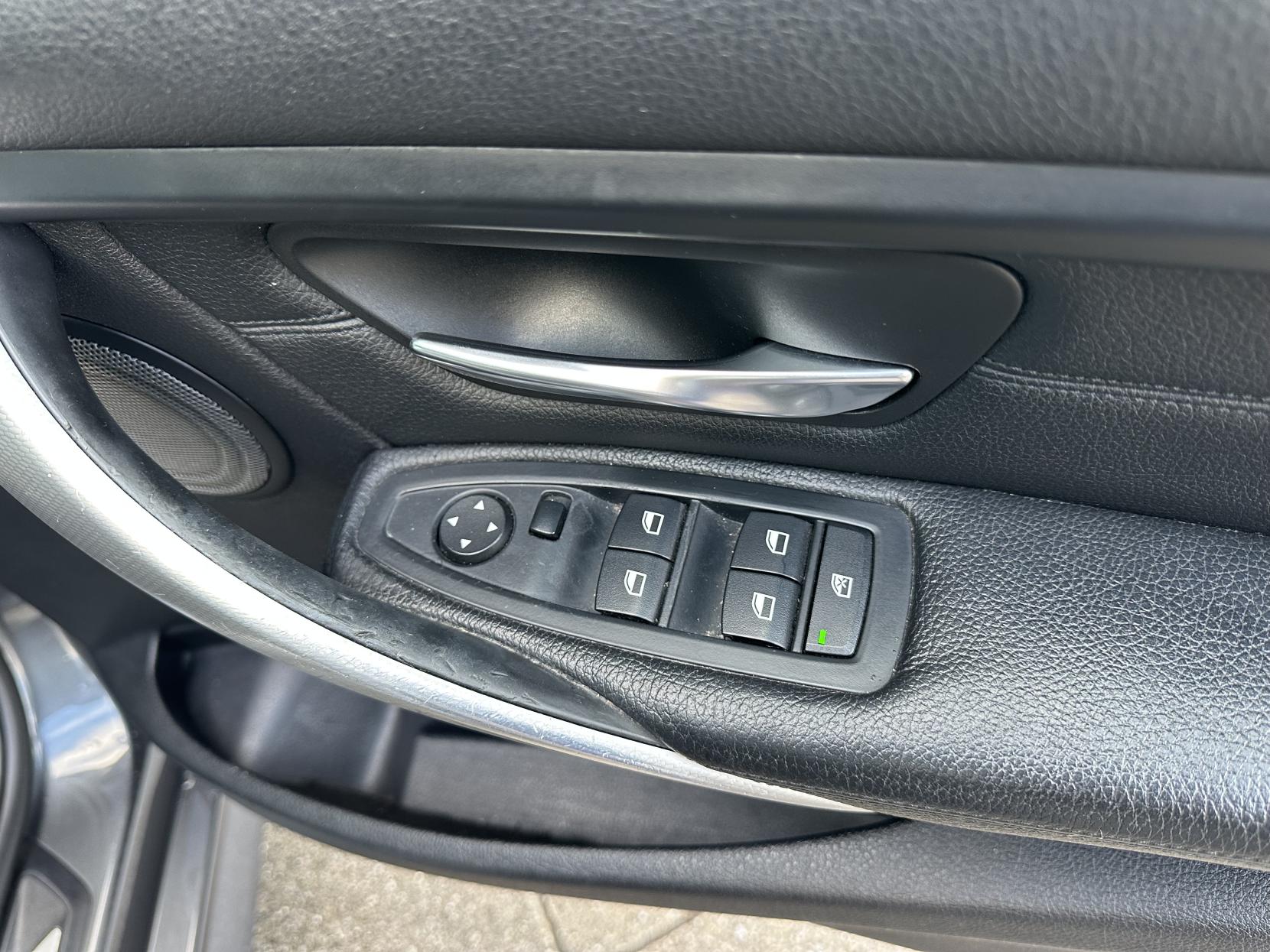 BMW 3 Series 2.0 320d BluePerformance M Sport Saloon 4dr Diesel Auto Euro 6 (s/s) (184 ps)