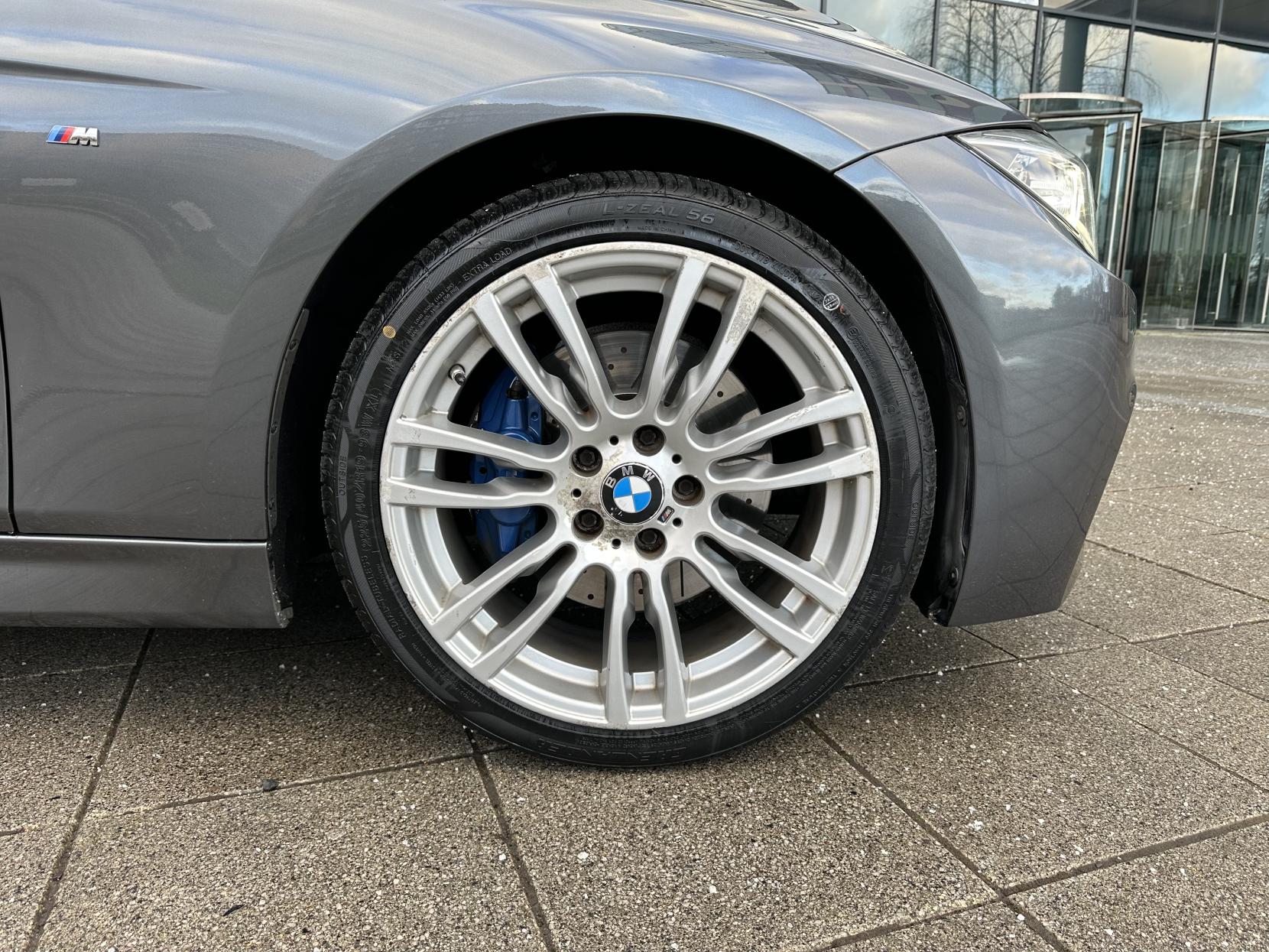 BMW 3 Series 2.0 320d BluePerformance M Sport Saloon 4dr Diesel Auto Euro 6 (s/s) (184 ps)