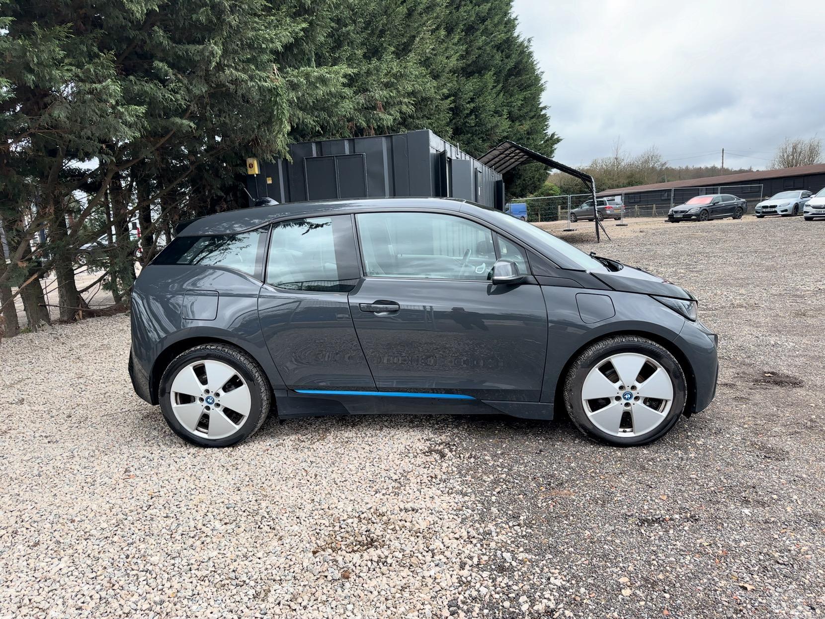 BMW i3 Hatchback 5dr Petrol Plug-in Hybrid Auto Euro 6 (s/s) (Range Extender) (170 ps)