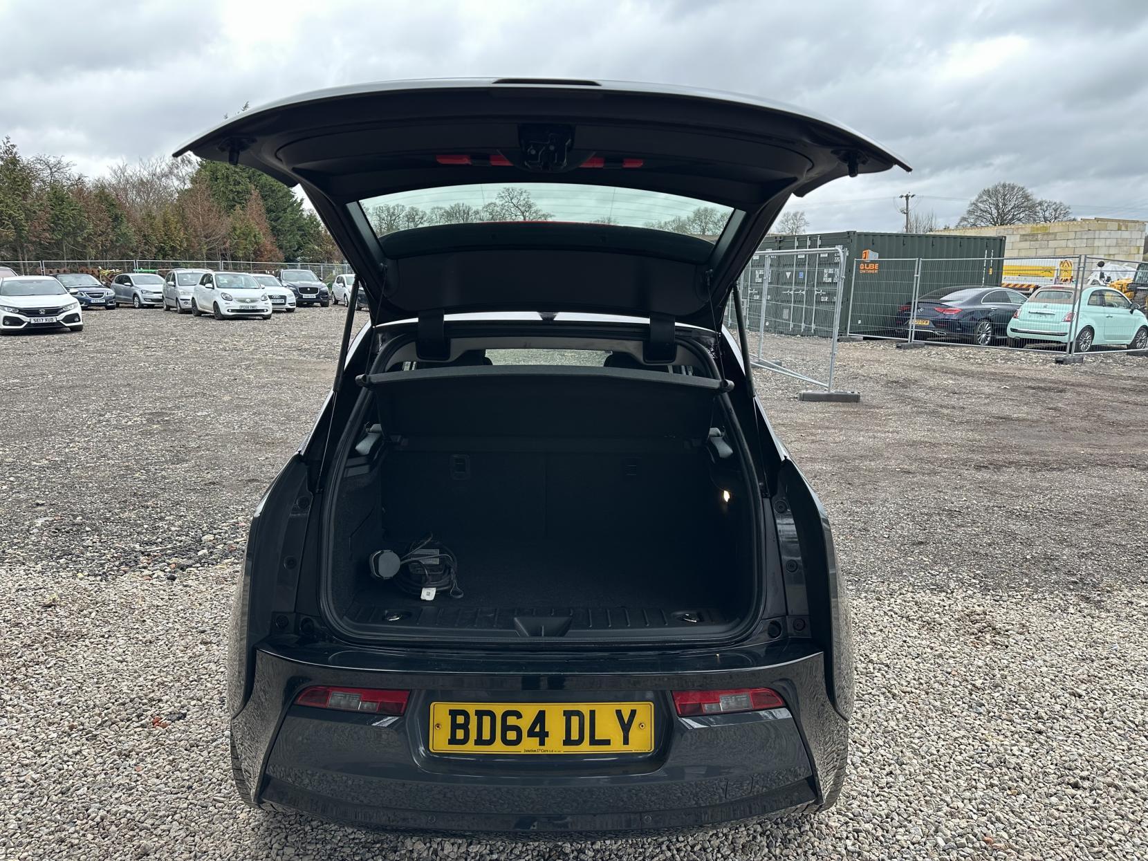 BMW i3 Hatchback 5dr Petrol Plug-in Hybrid Auto Euro 6 (s/s) (Range Extender) (170 ps)