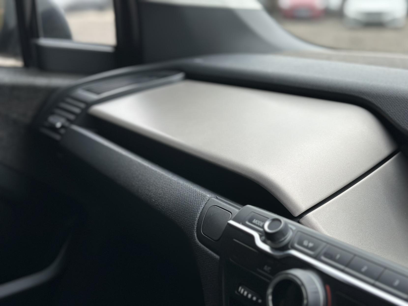 BMW i3 Hatchback 5dr Petrol Plug-in Hybrid Auto Euro 6 (s/s) (Range Extender) (170 ps)