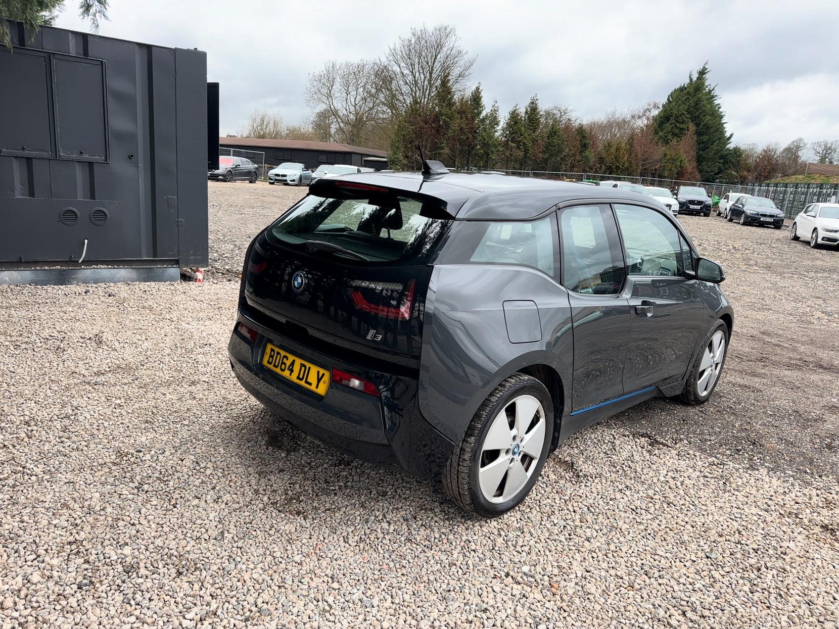 BMW i3 Hatchback 5dr Petrol Plug-in Hybrid Auto Euro 6 (s/s) (Range Extender) (170 ps)