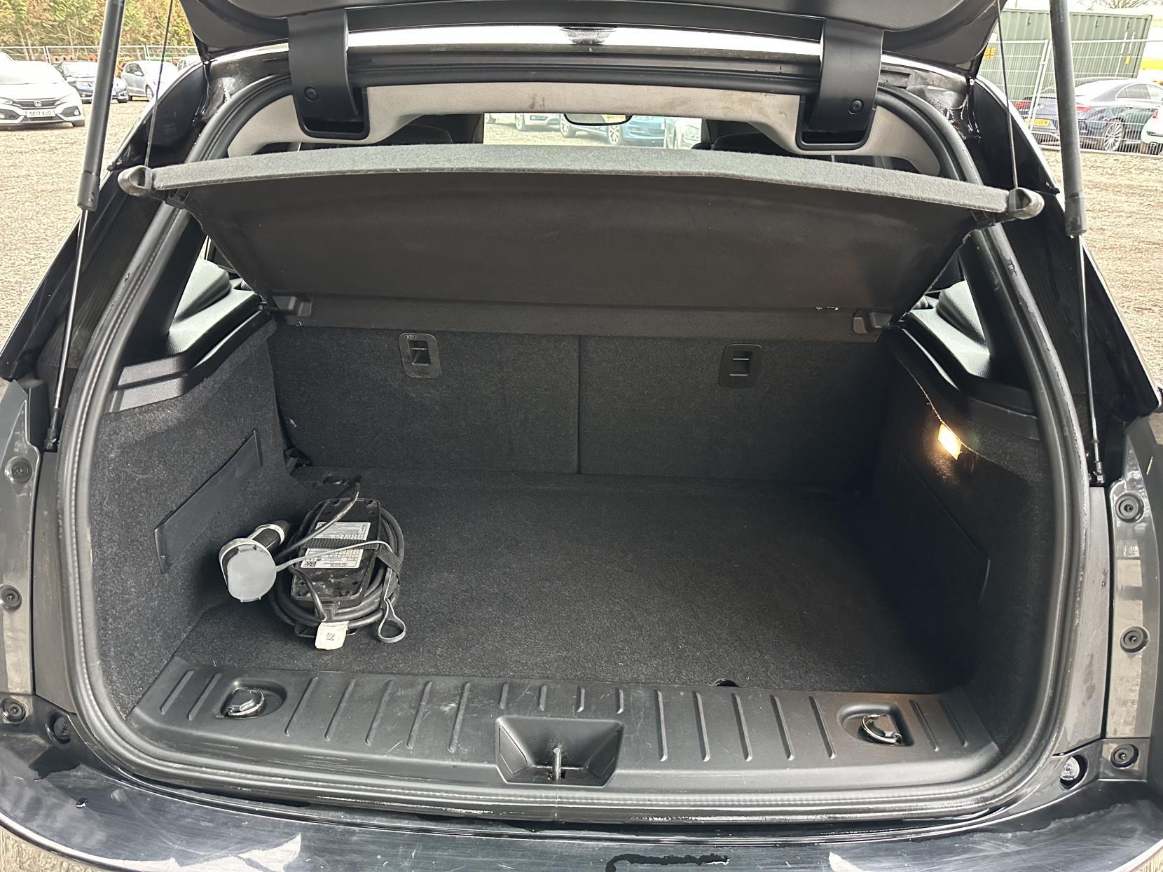 BMW i3 Hatchback 5dr Petrol Plug-in Hybrid Auto Euro 6 (s/s) (Range Extender) (170 ps)