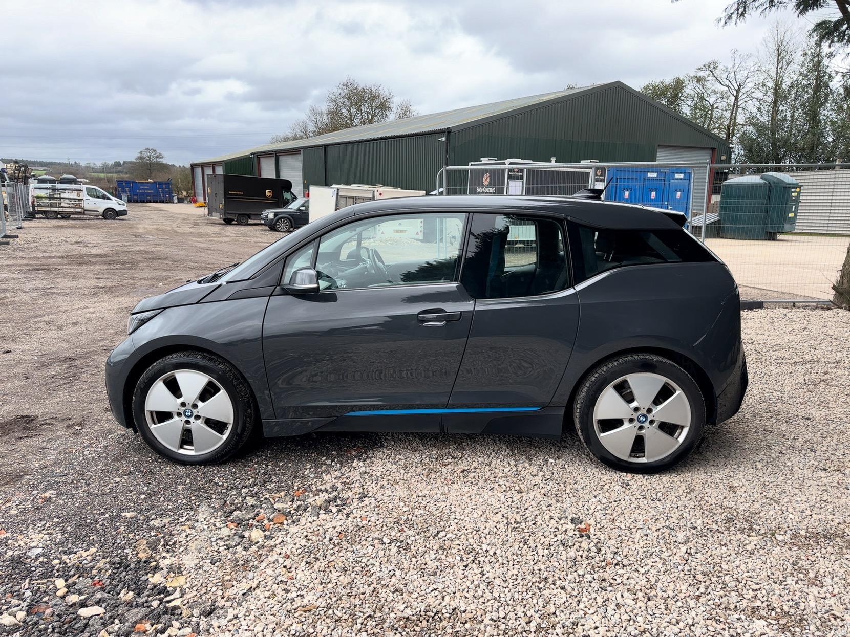 BMW i3 Hatchback 5dr Petrol Plug-in Hybrid Auto Euro 6 (s/s) (Range Extender) (170 ps)