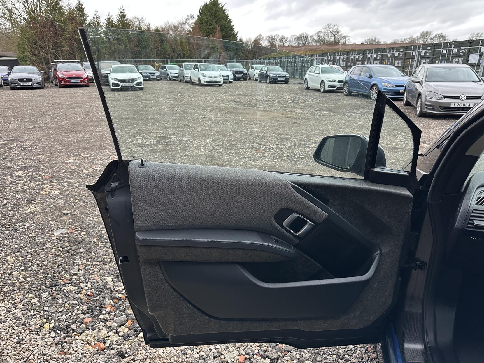 BMW i3 Hatchback 5dr Petrol Plug-in Hybrid Auto Euro 6 (s/s) (Range Extender) (170 ps)