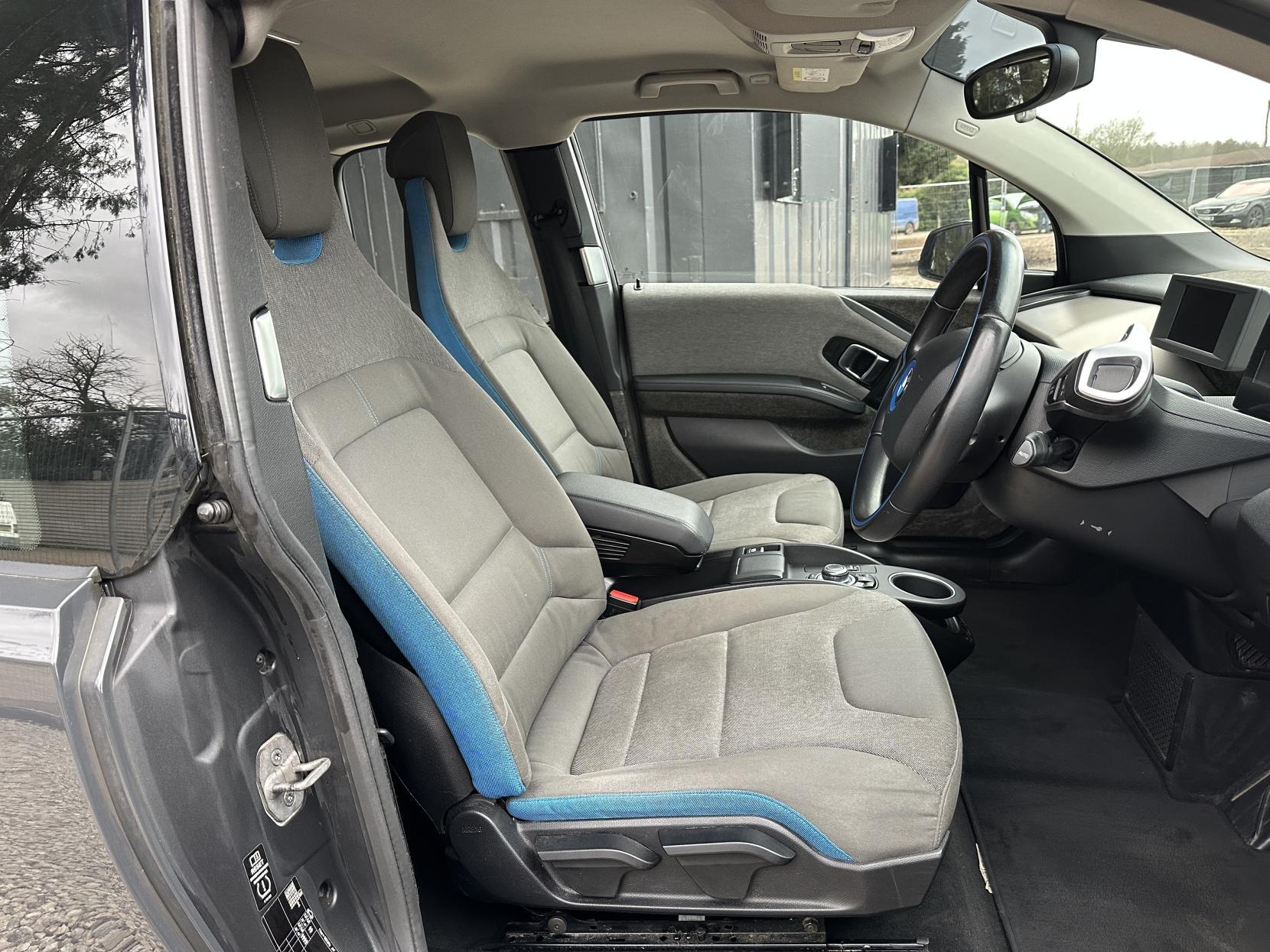 BMW i3 Hatchback 5dr Petrol Plug-in Hybrid Auto Euro 6 (s/s) (Range Extender) (170 ps)