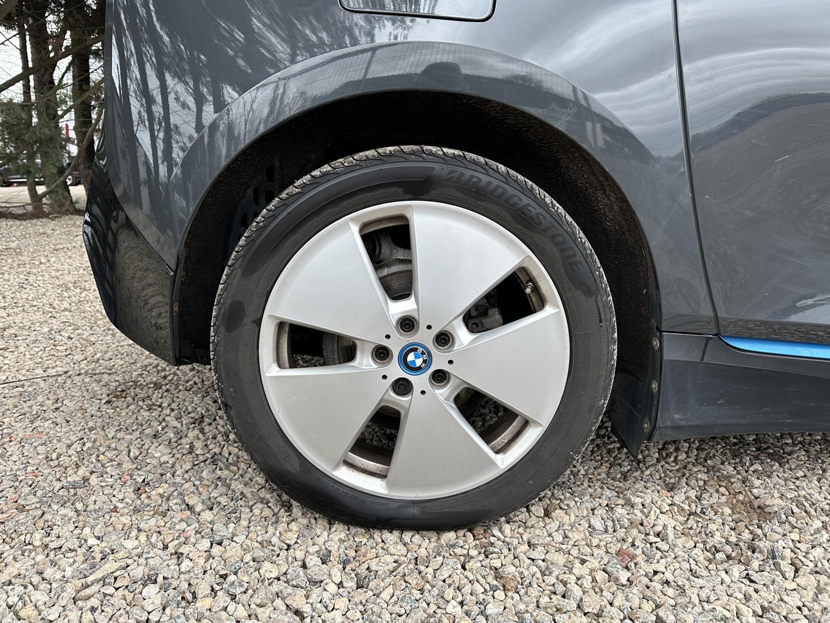 BMW i3 Hatchback 5dr Petrol Plug-in Hybrid Auto Euro 6 (s/s) (Range Extender) (170 ps)