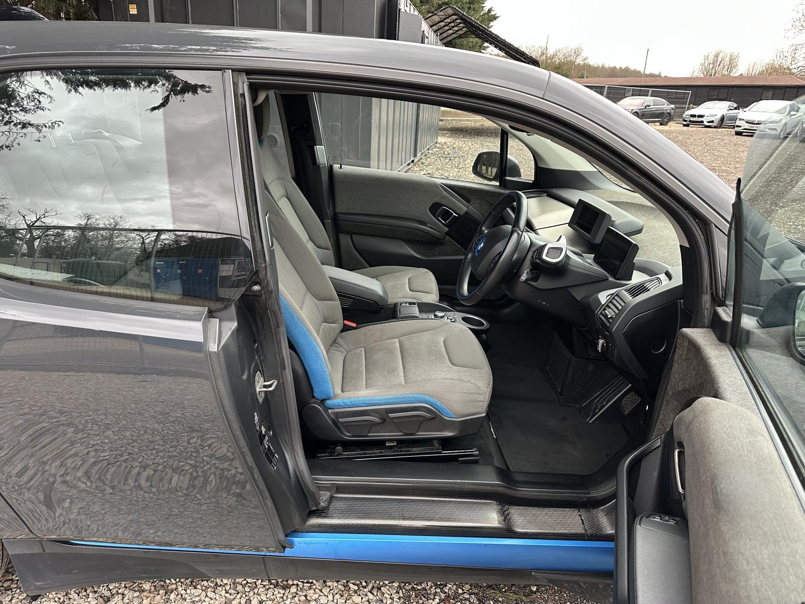 BMW i3 Hatchback 5dr Petrol Plug-in Hybrid Auto Euro 6 (s/s) (Range Extender) (170 ps)