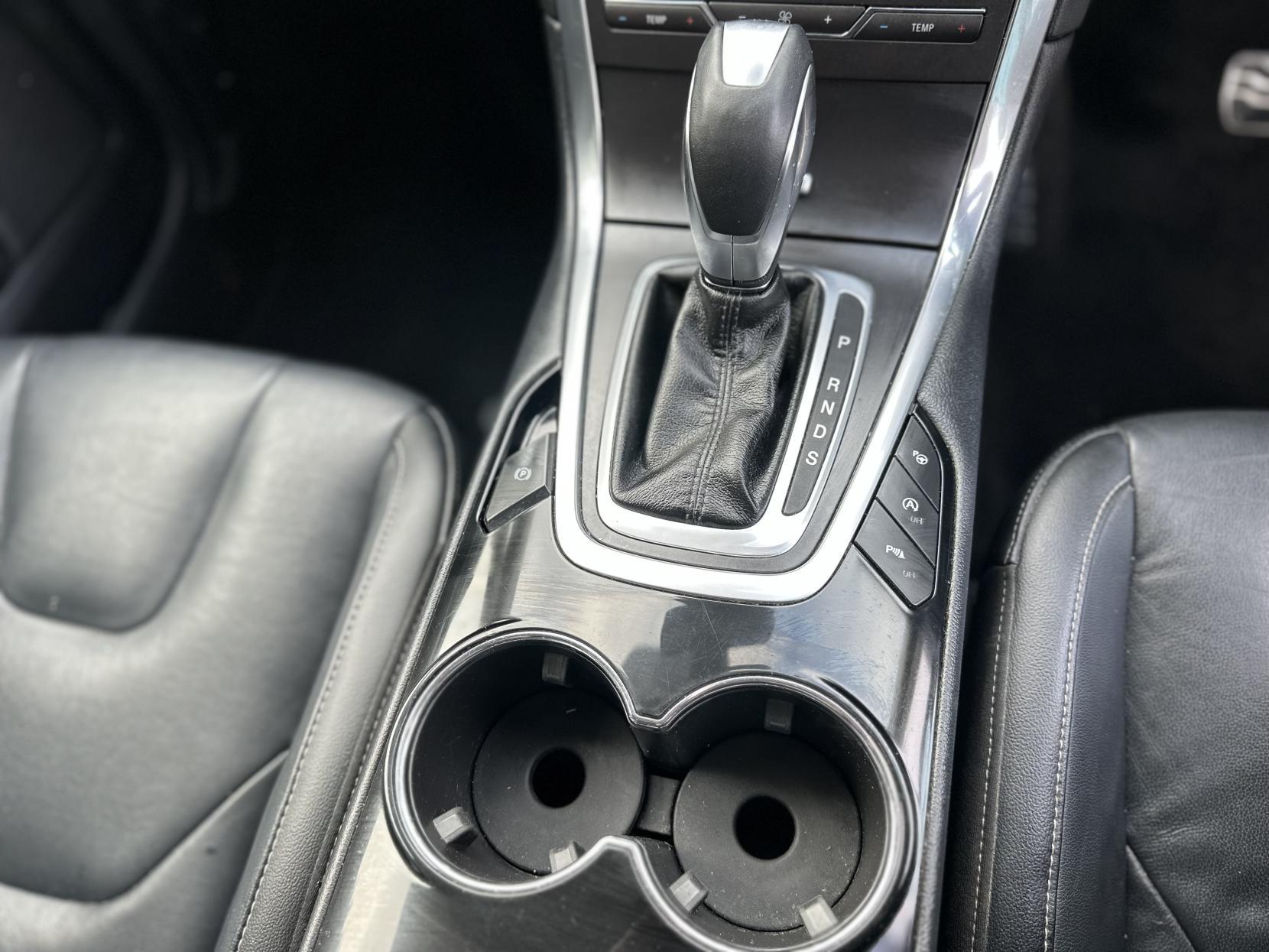 Ford S-Max 2.0 TDCi Titanium Sport MPV 5dr Diesel Powershift AWD Euro 6 (s/s) (180 ps)