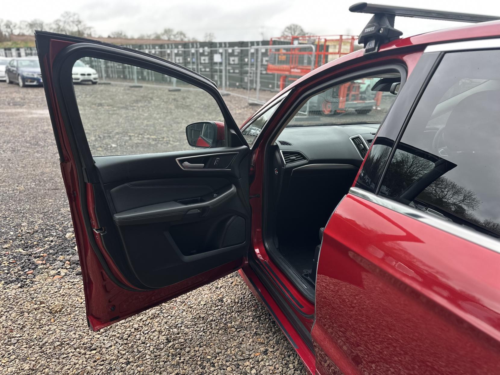 Ford S-Max 2.0 TDCi Titanium Sport MPV 5dr Diesel Powershift AWD Euro 6 (s/s) (180 ps)