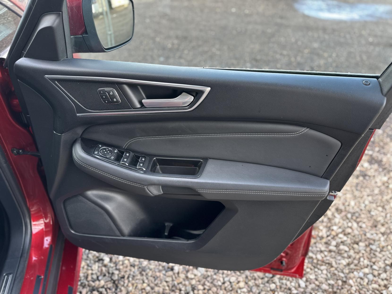 Ford S-Max 2.0 TDCi Titanium Sport MPV 5dr Diesel Powershift AWD Euro 6 (s/s) (180 ps)