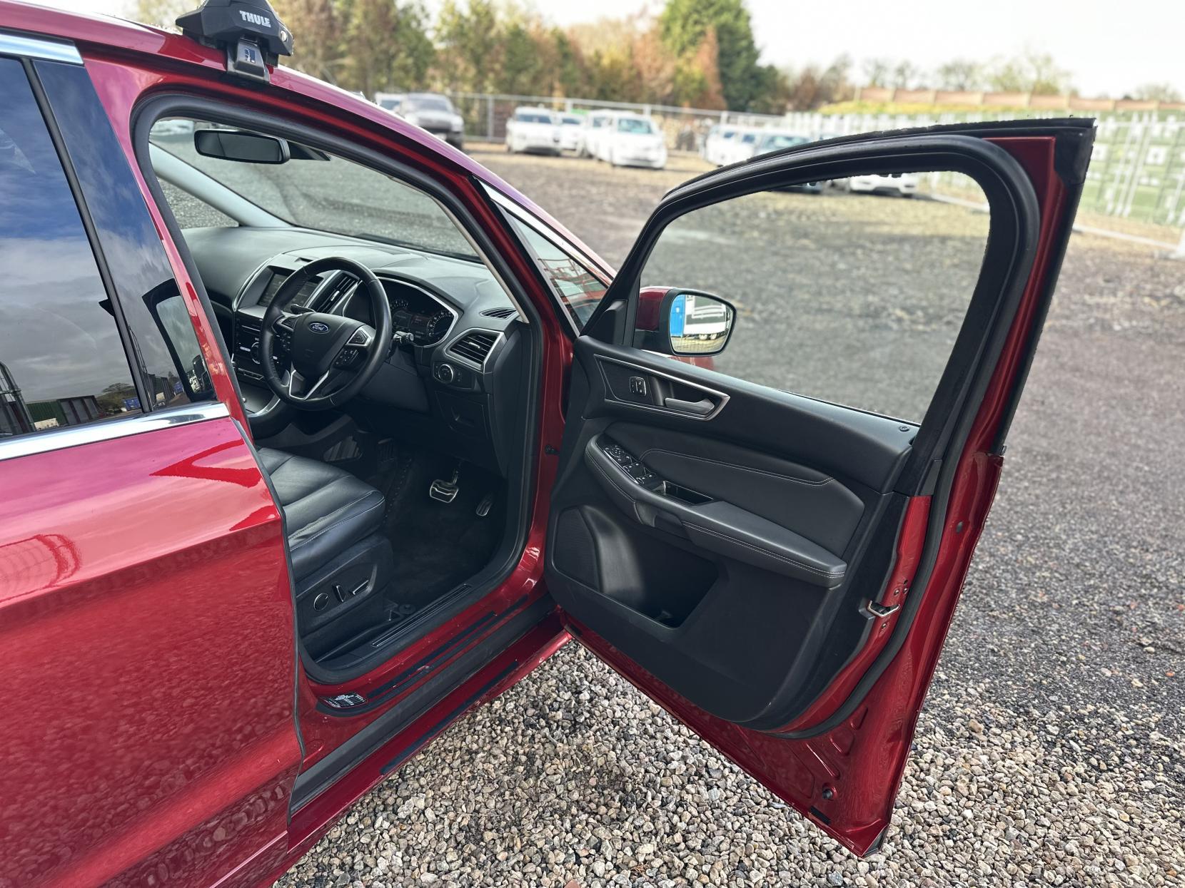 Ford S-Max 2.0 TDCi Titanium Sport MPV 5dr Diesel Powershift AWD Euro 6 (s/s) (180 ps)