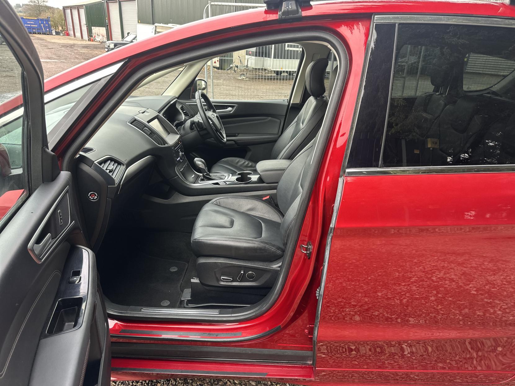 Ford S-Max 2.0 TDCi Titanium Sport MPV 5dr Diesel Powershift AWD Euro 6 (s/s) (180 ps)