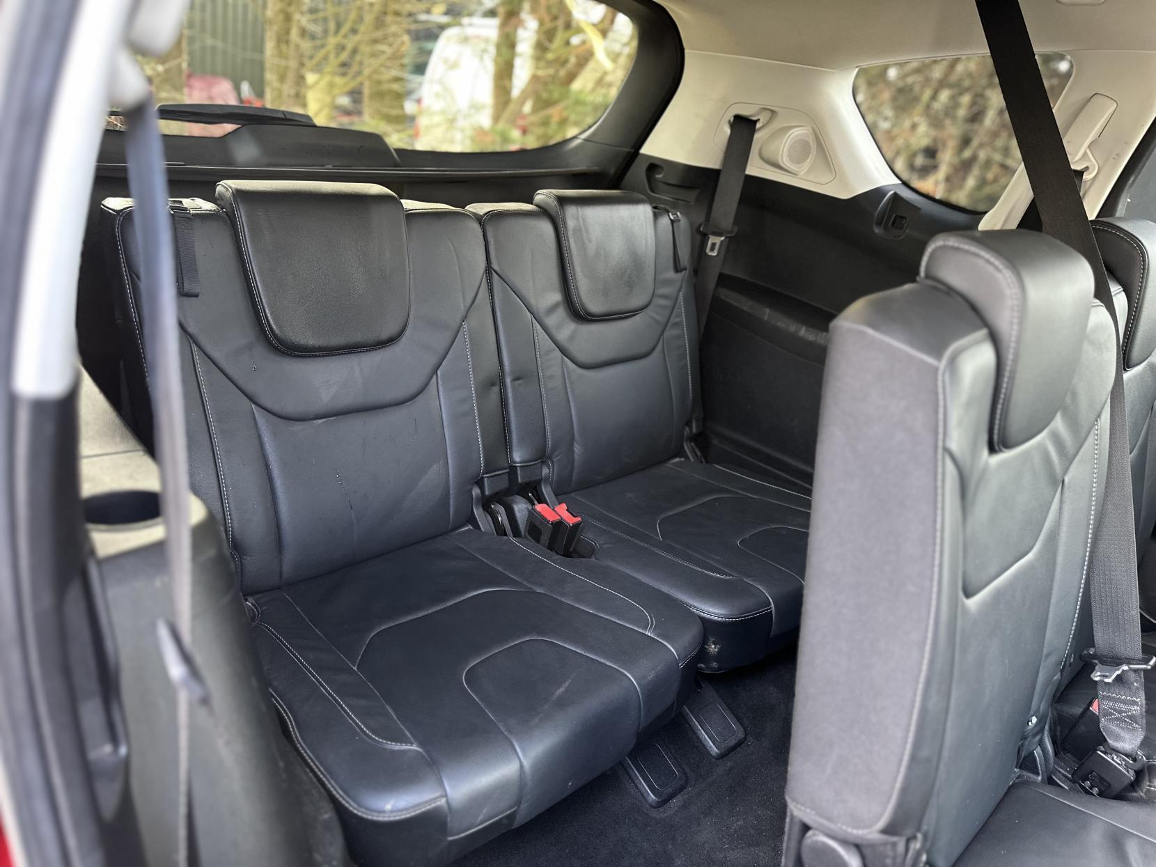 Ford S-Max 2.0 TDCi Titanium Sport MPV 5dr Diesel Powershift AWD Euro 6 (s/s) (180 ps)